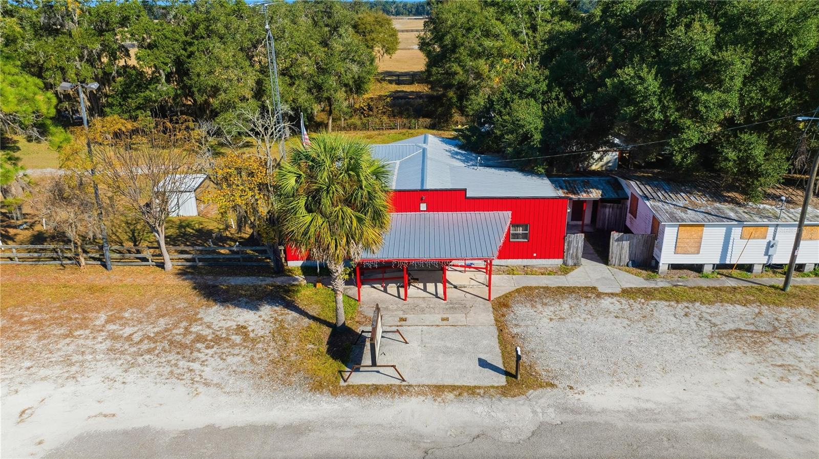 2451 SE HIGHWAY 41, MORRISTON, FL — photo 7