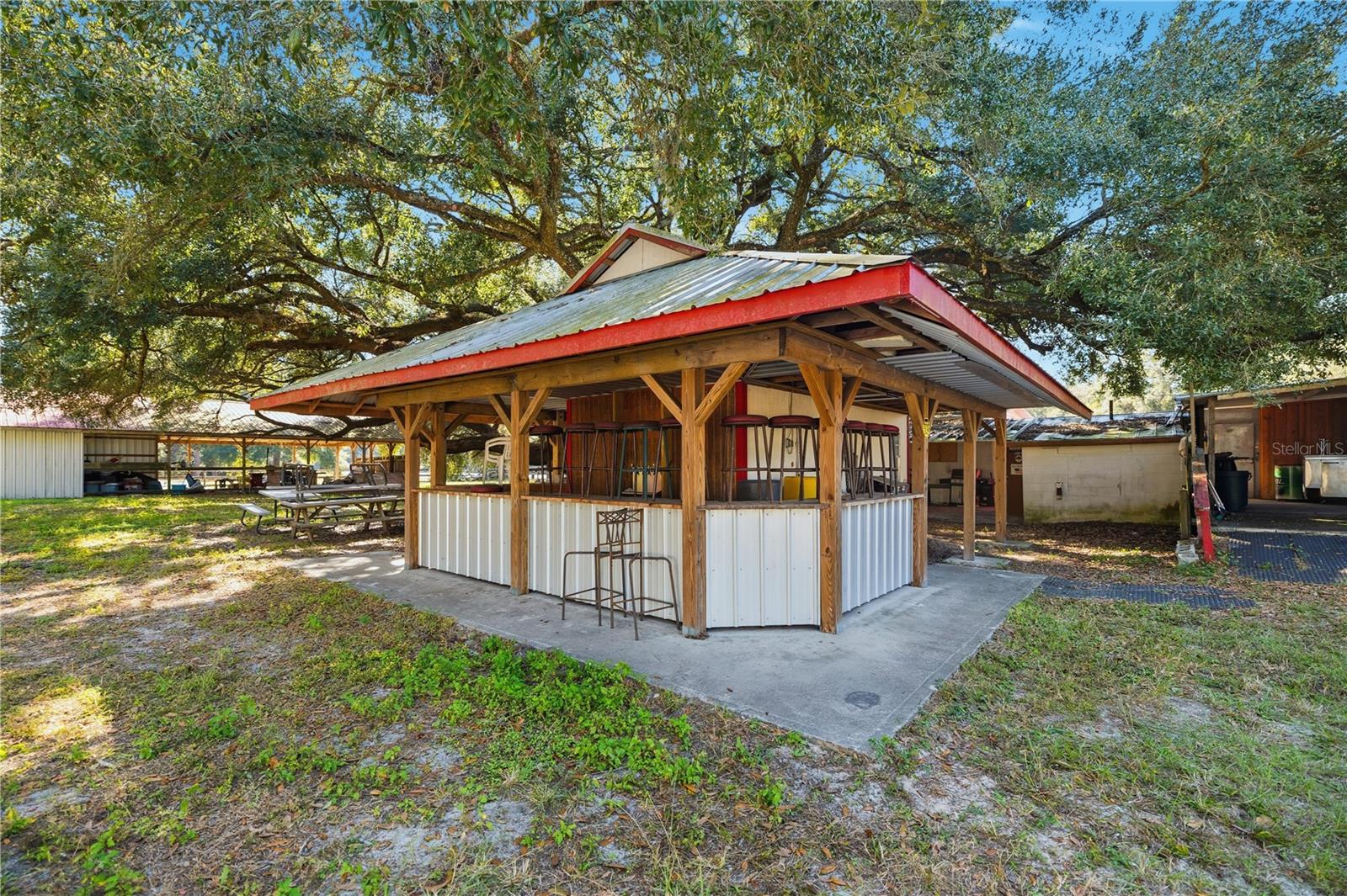 2451 SE HIGHWAY 41, MORRISTON, FL — photo 57