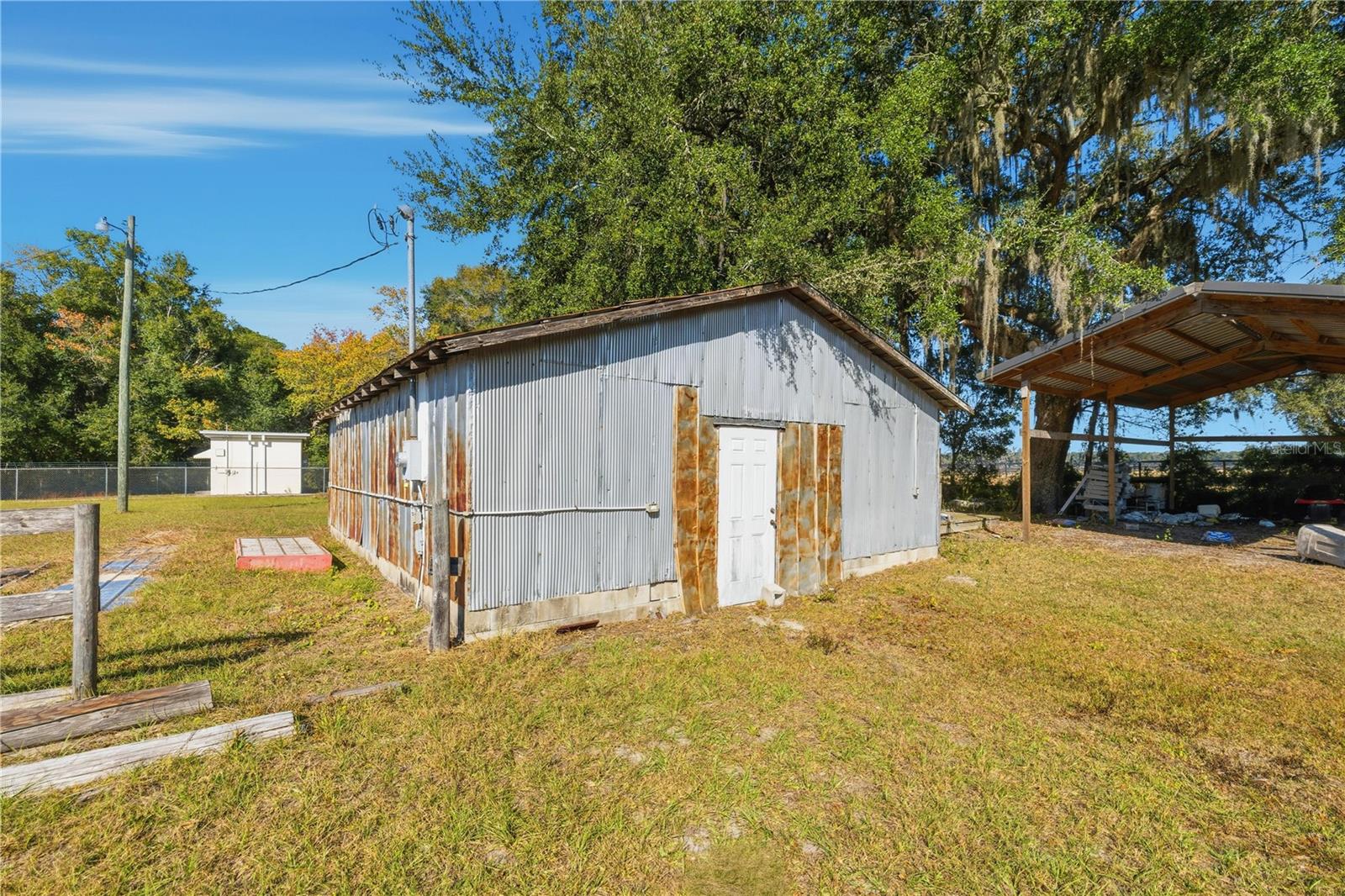 2451 SE HIGHWAY 41, MORRISTON, FL — photo 71