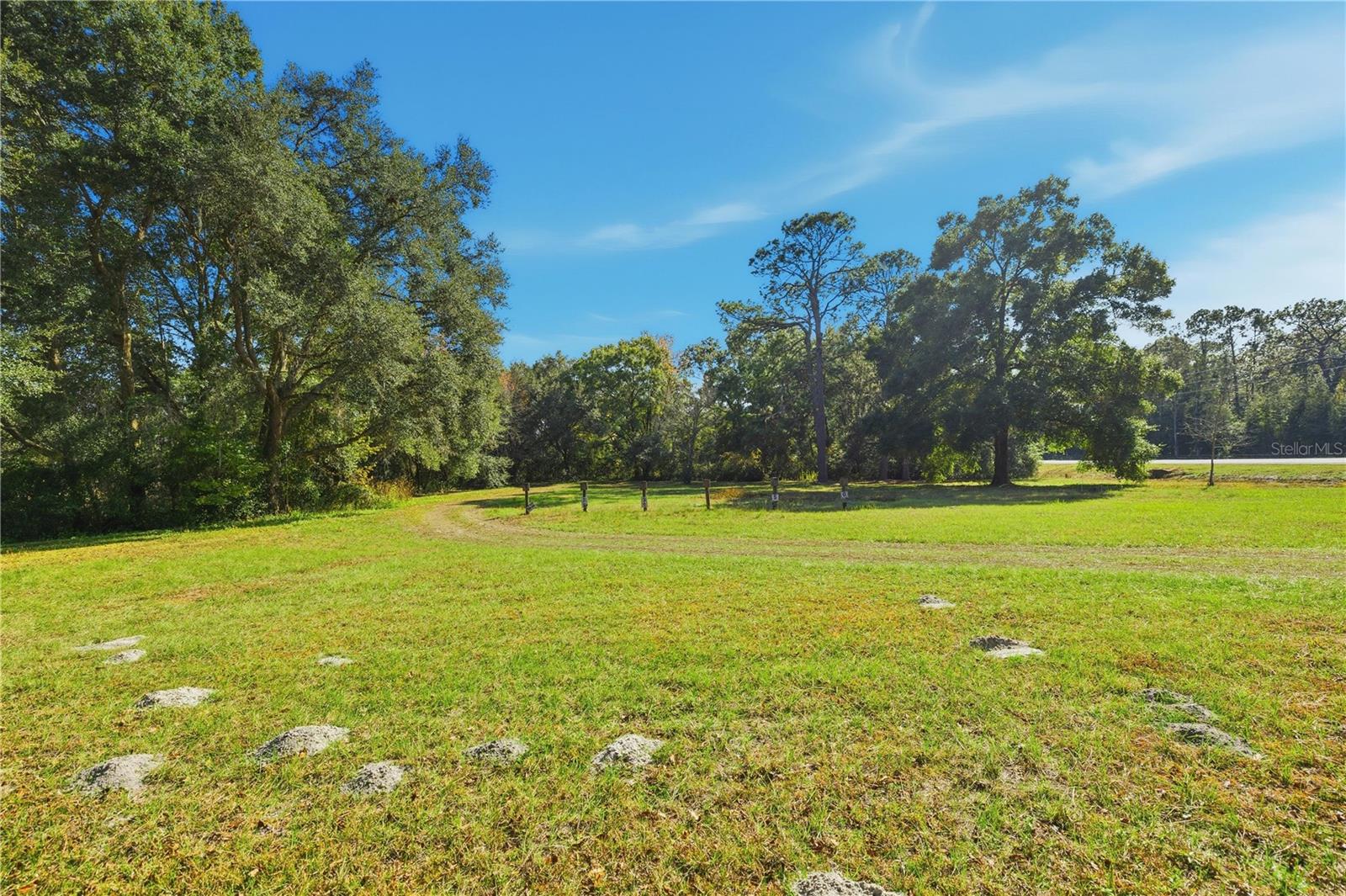 2451 SE HIGHWAY 41, MORRISTON, FL — photo 94