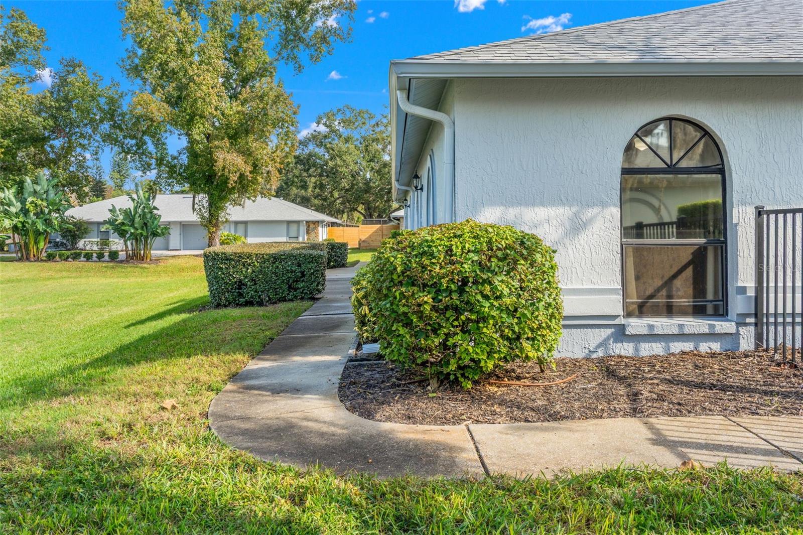 23315 CLUB VILLAS DR, LAND O LAKES, FL — photo 9