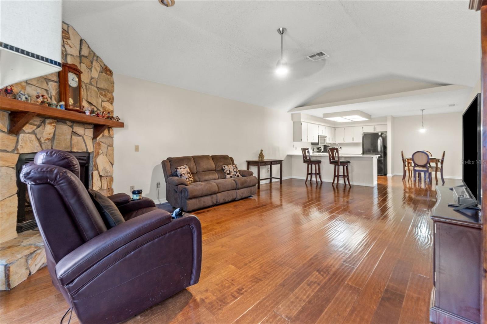 23315 CLUB VILLAS DR, LAND O LAKES, FL — photo 13