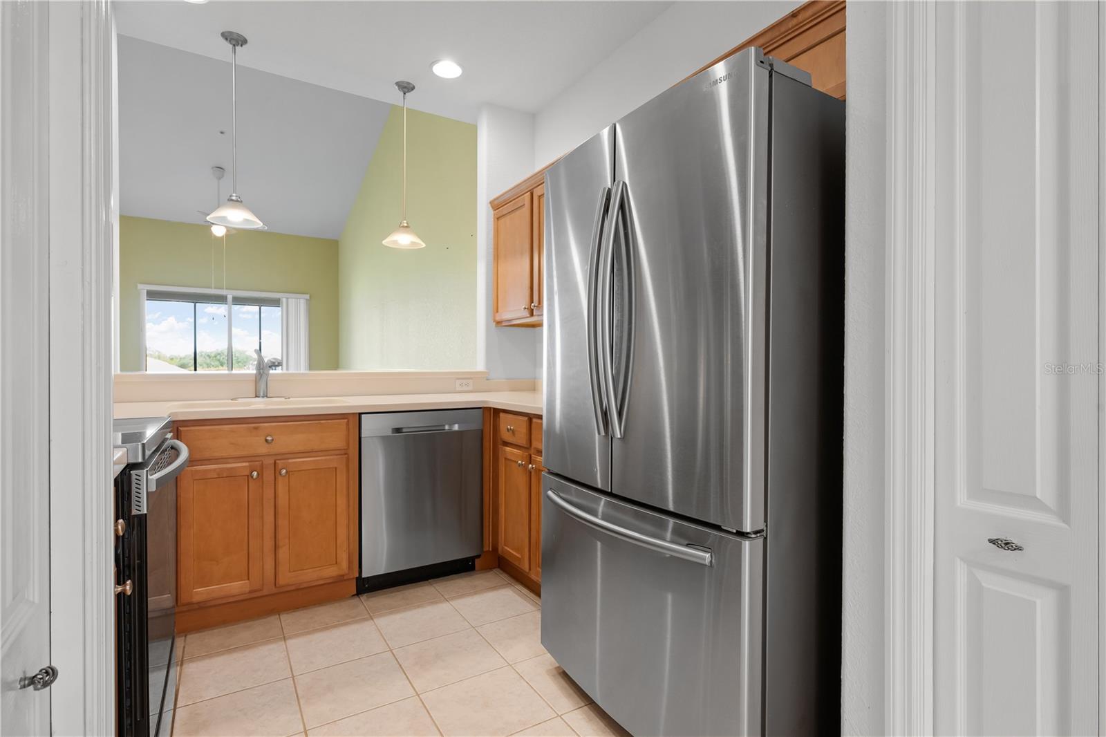 915 FAIRWAYCOVE LN #204, BRADENTON, FL — photo 15