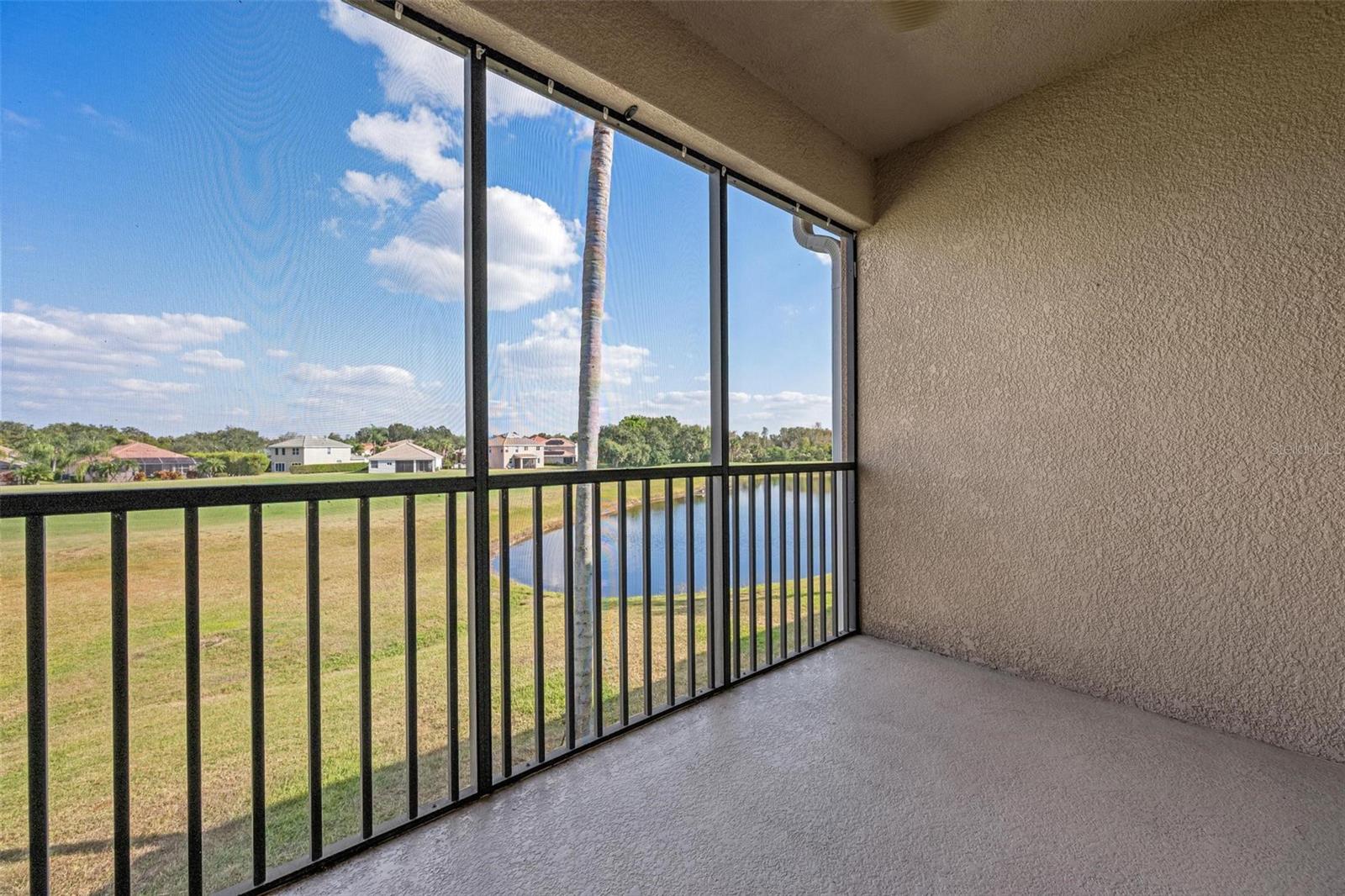 915 FAIRWAYCOVE LN #204, BRADENTON, FL — photo 34