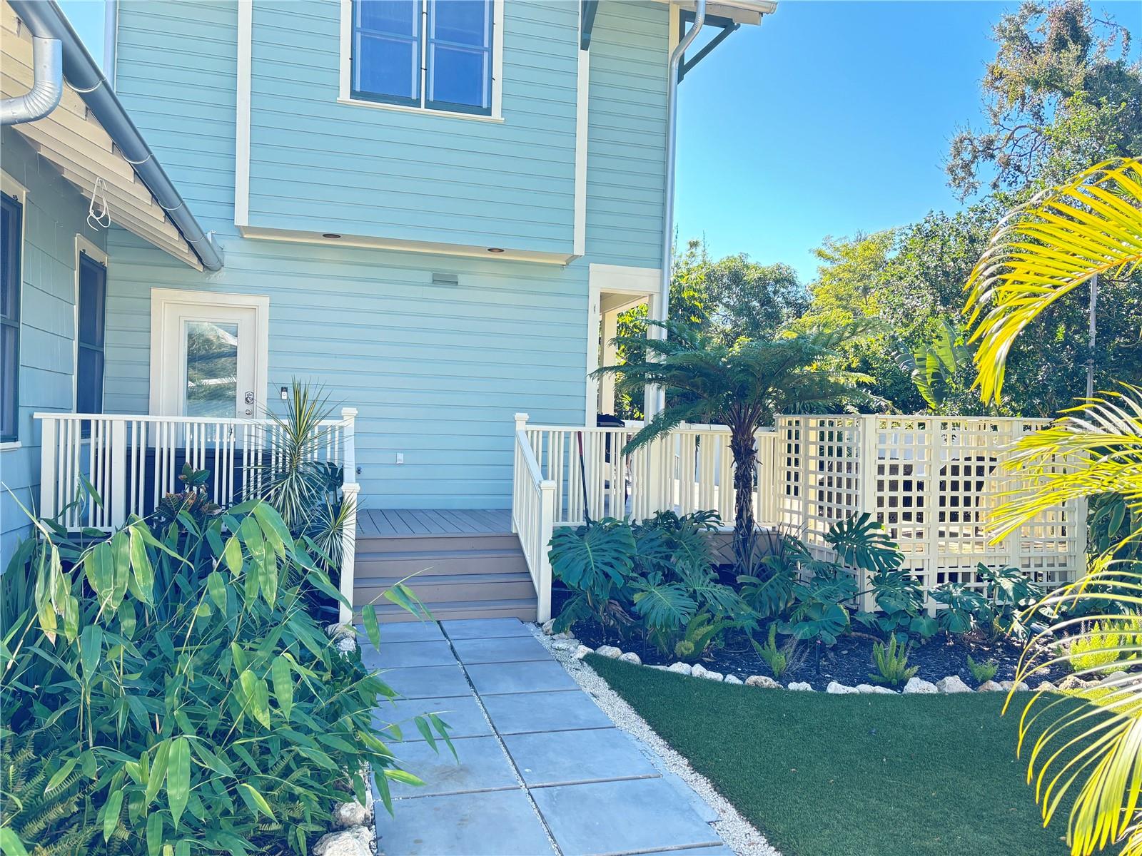 324 JULIA PL, SARASOTA, FL — photo 24