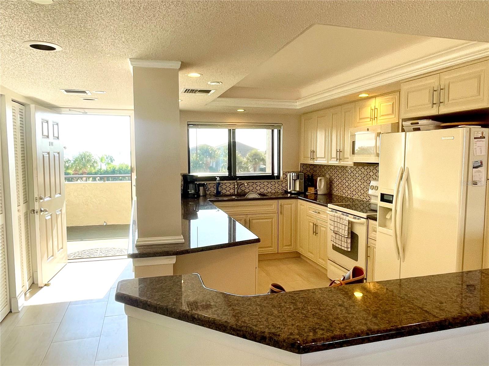1290 GULF BLVD #302, CLEARWATER, FL — photo 3