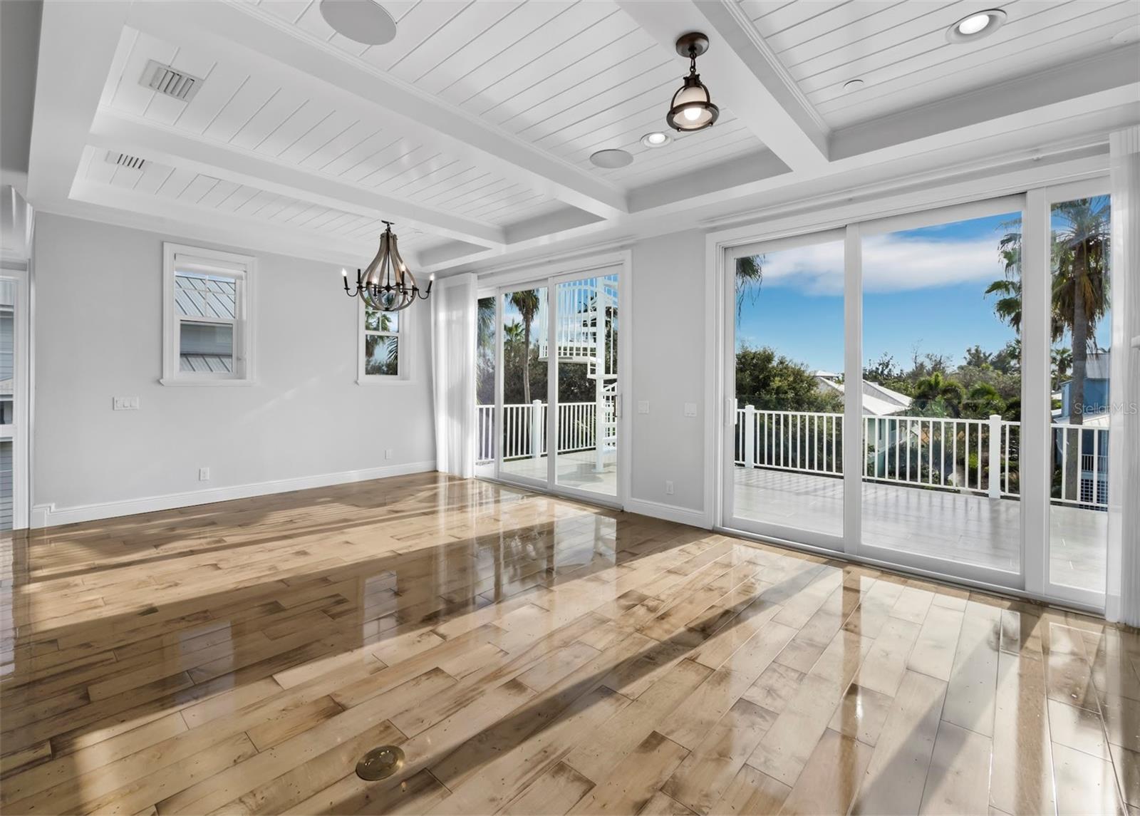 333 FIREHOUSE CT, LONGBOAT KEY, FL — photo 10