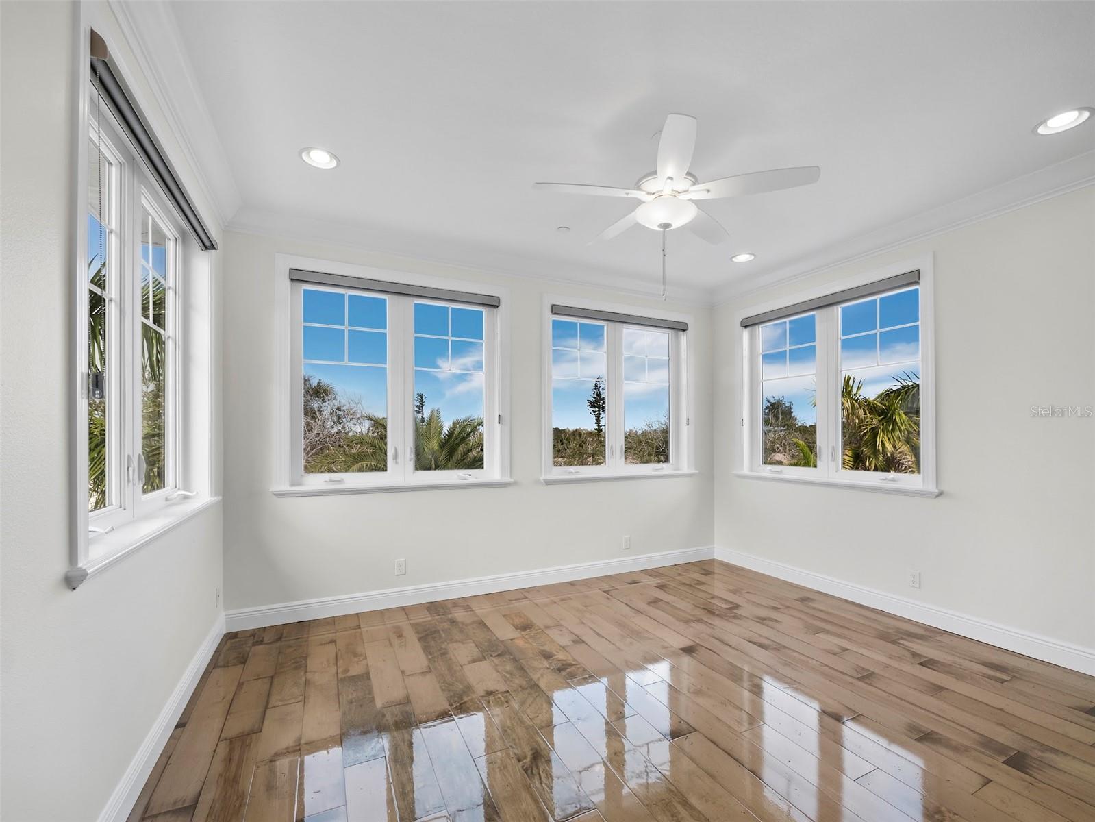 333 FIREHOUSE CT, LONGBOAT KEY, FL — photo 31