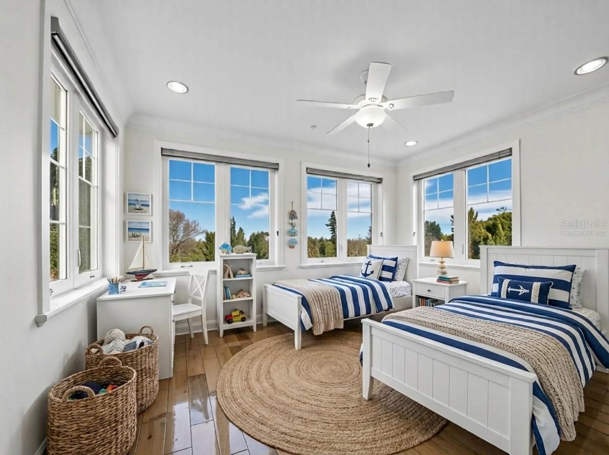 333 FIREHOUSE CT, LONGBOAT KEY, FL — photo 32