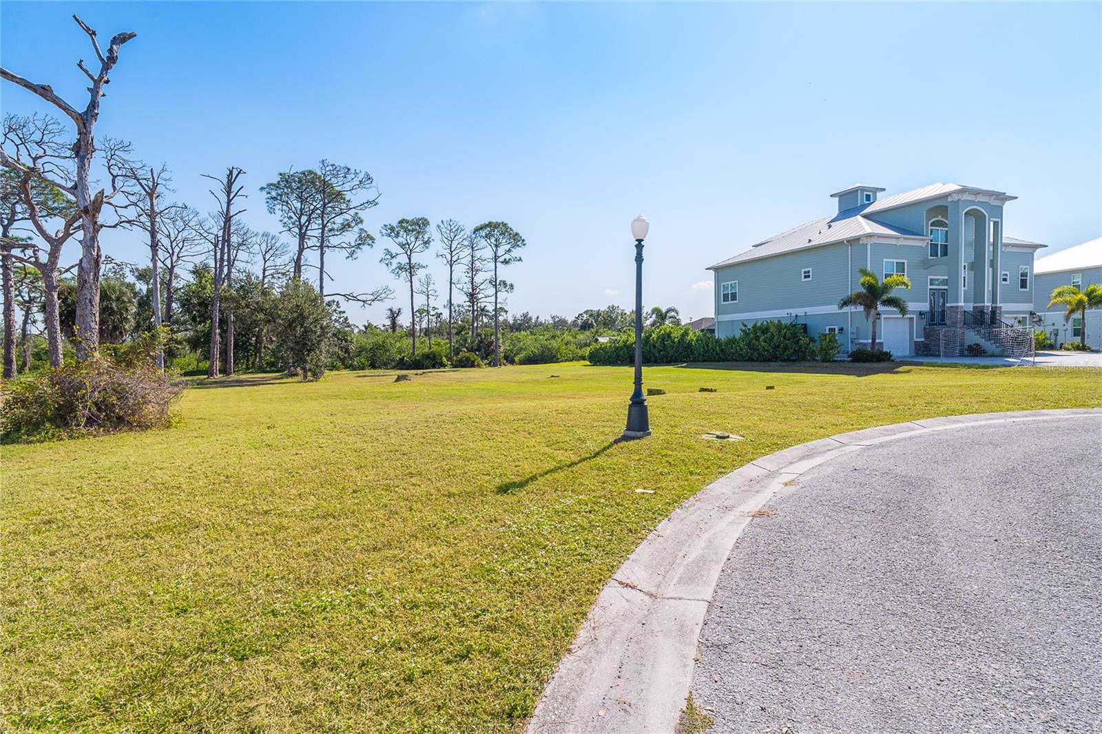 8089 WEYERS CT, ENGLEWOOD, FL — photo 11