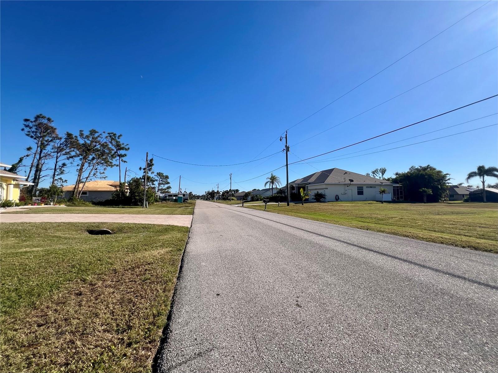 84 FAIRWAY RD, ROTONDA WEST, FL — photo 4