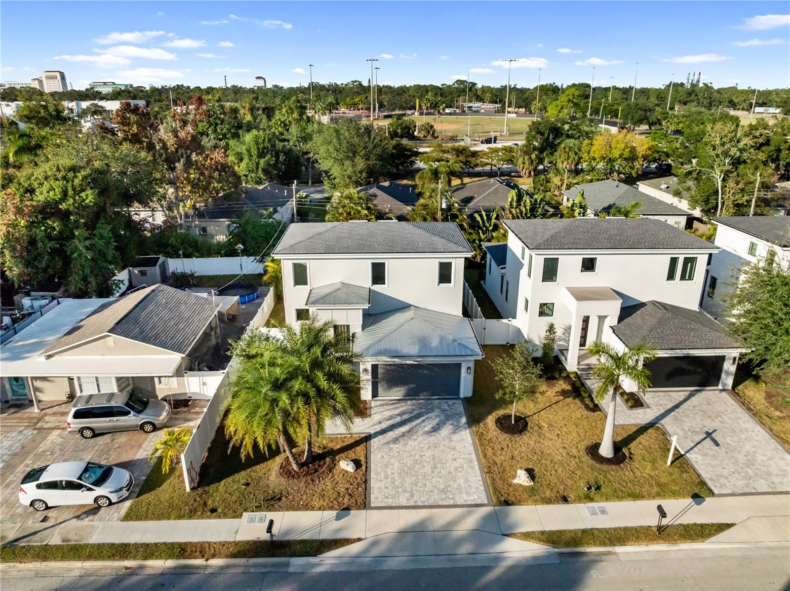 2355 BAHIA VISTA ST, SARASOTA, FL — photo 16