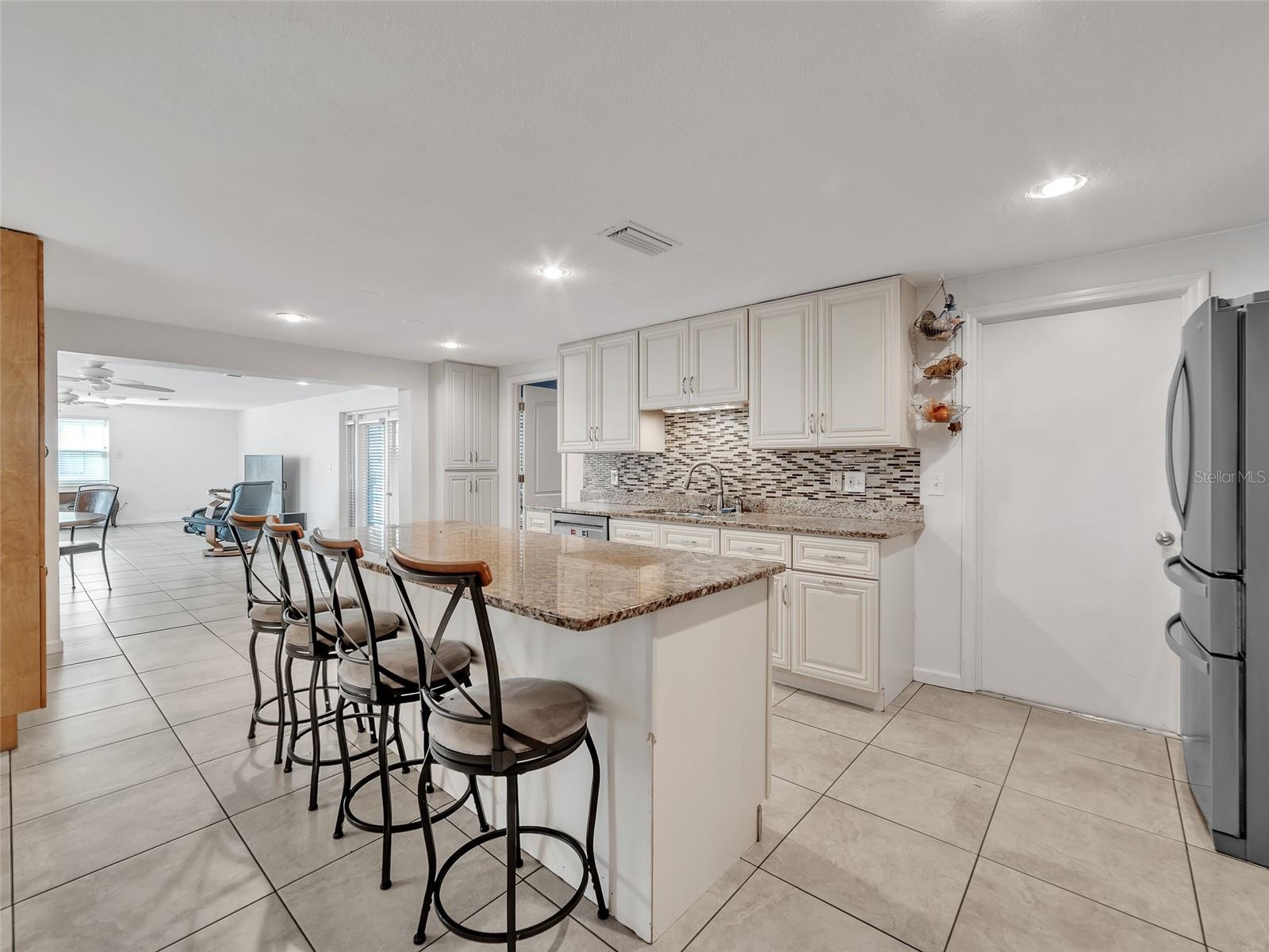 3509 KING GEORGE LN, SEFFNER, FL — photo 9