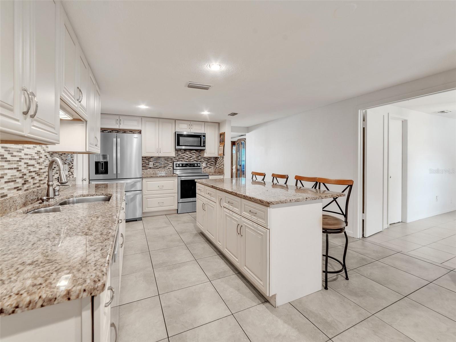 3509 KING GEORGE LN, SEFFNER, FL — photo 11