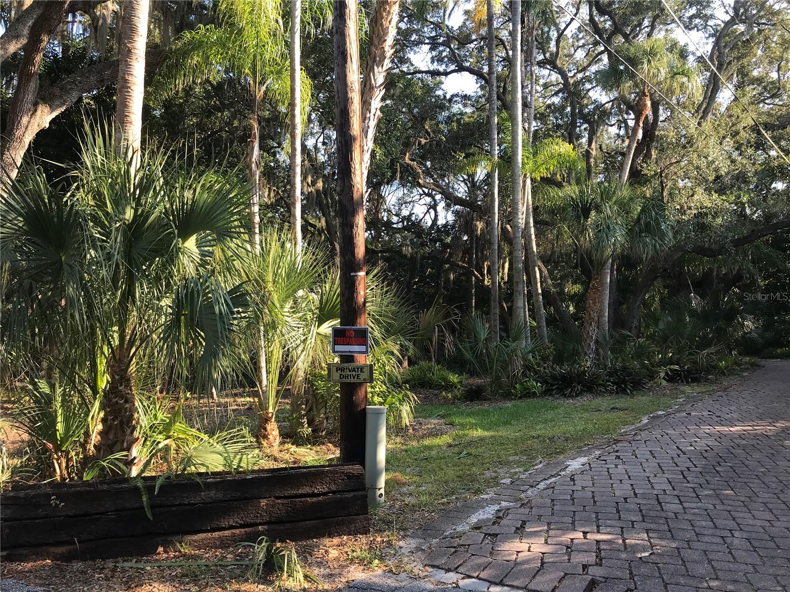 4407 S SHADE AVE, SARASOTA, FL — photo 4