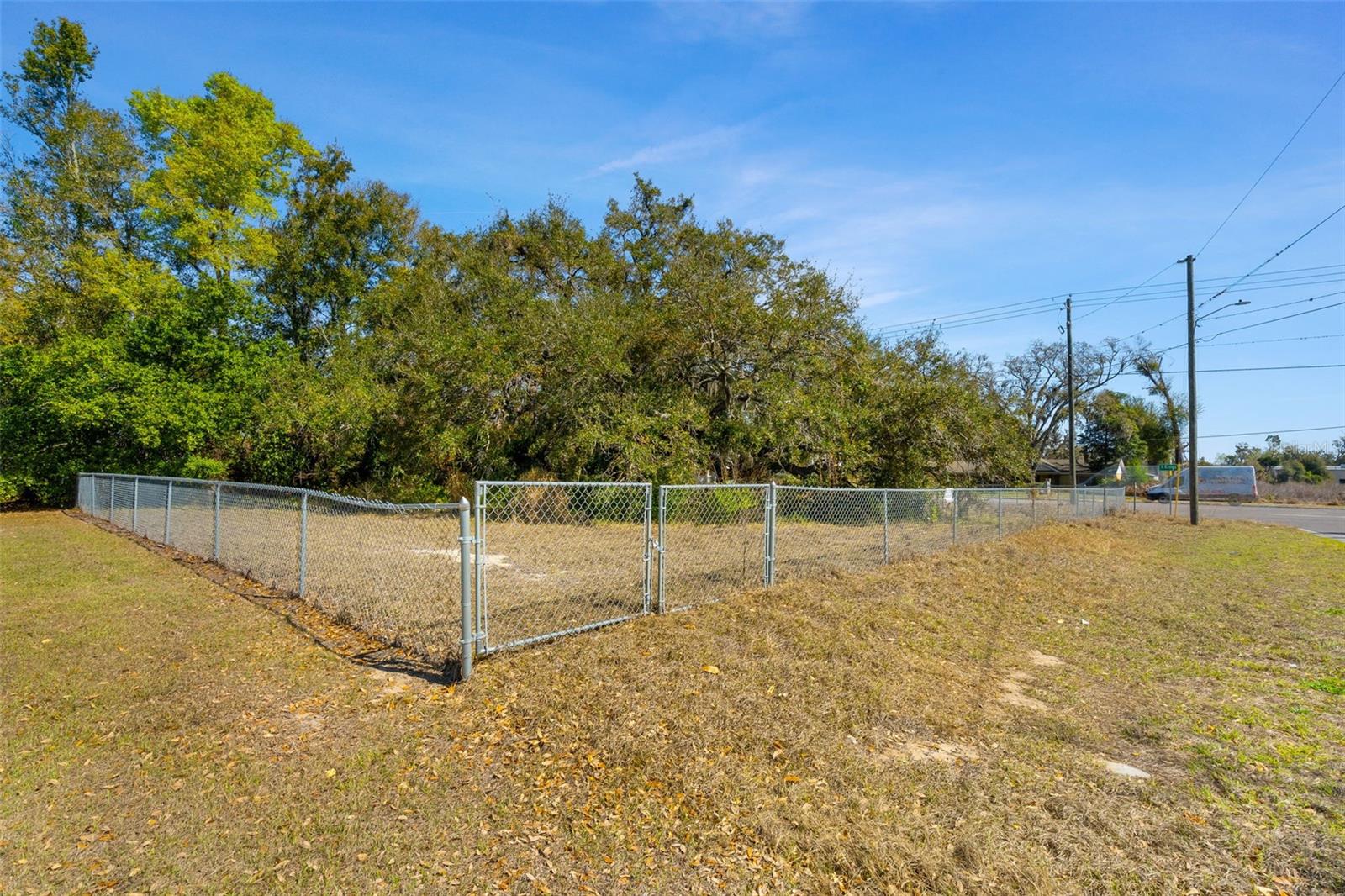 702 WESTWOOD DRIVE, BRANDON, FL