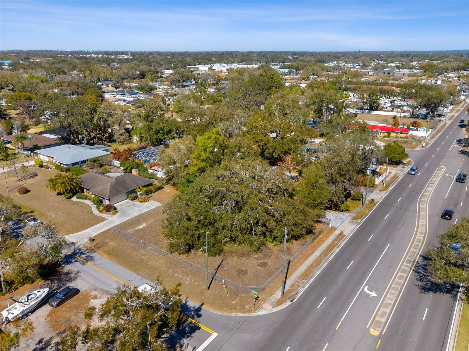 702 WESTWOOD DRIVE, BRANDON, FL — photo 3