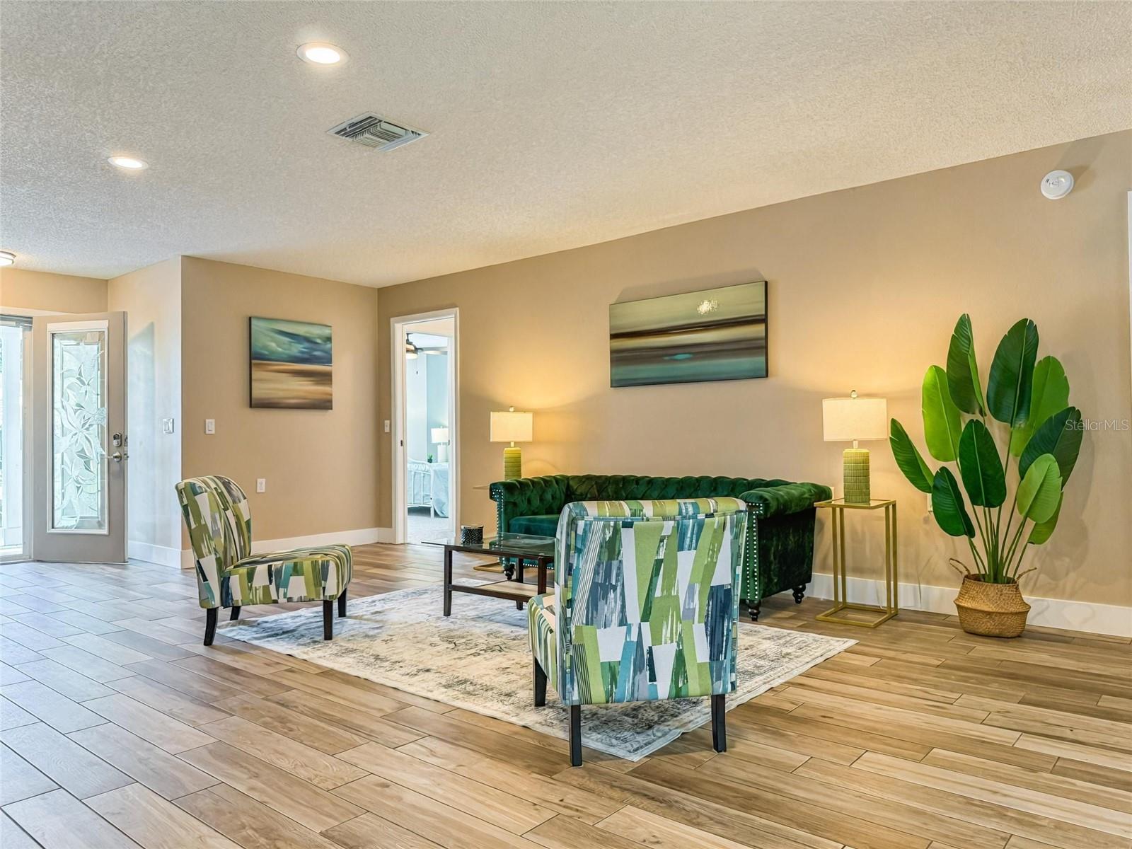 2436 DEER TRAIL LN, SPRING HILL, FL — photo 3