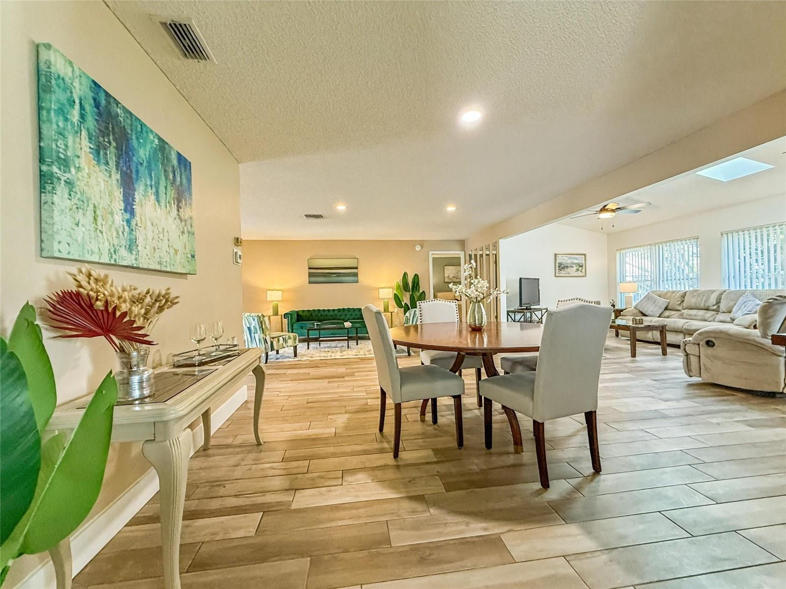 2436 DEER TRAIL LN, SPRING HILL, FL — photo 5