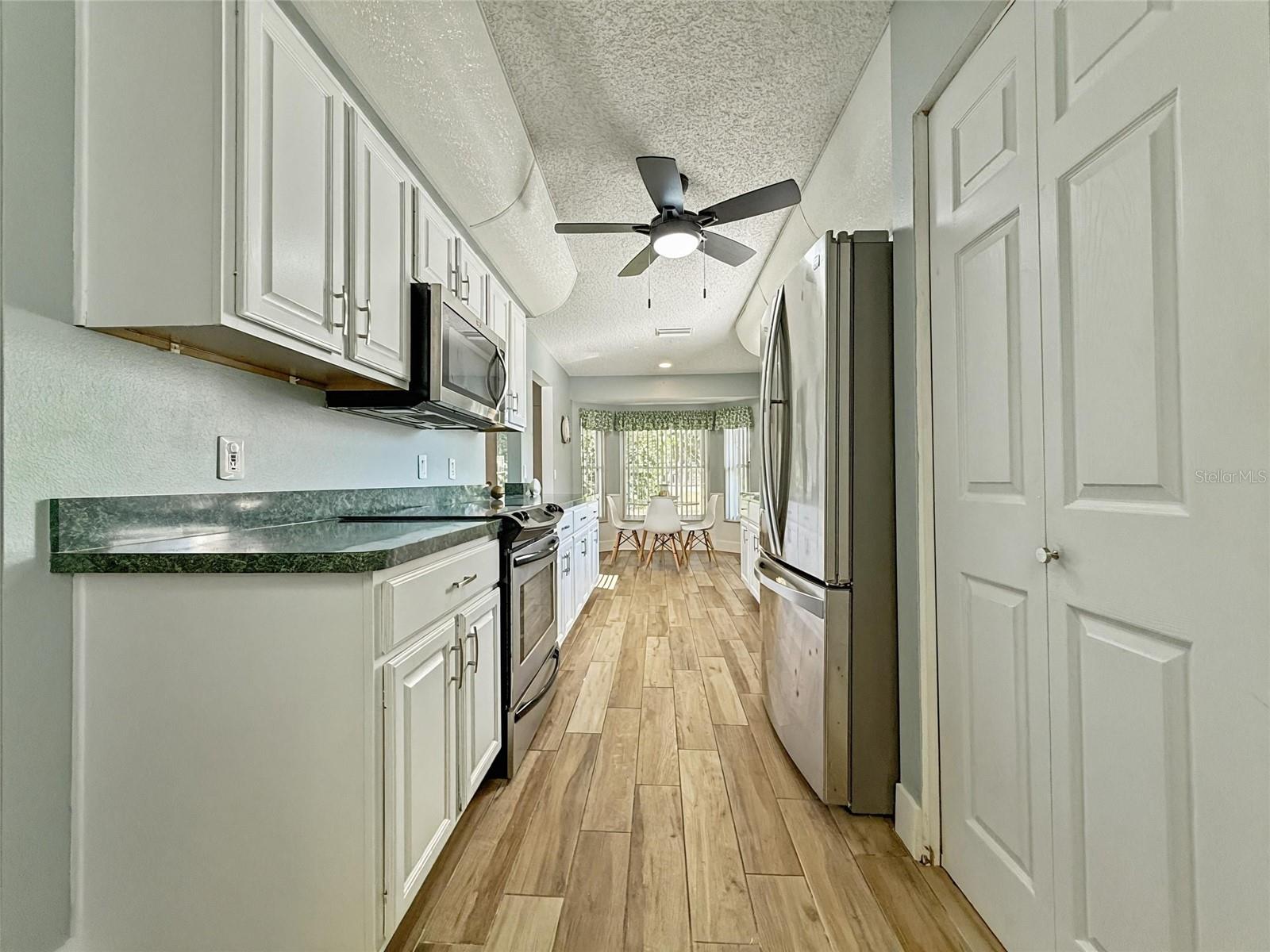 2436 DEER TRAIL LN, SPRING HILL, FL — photo 10