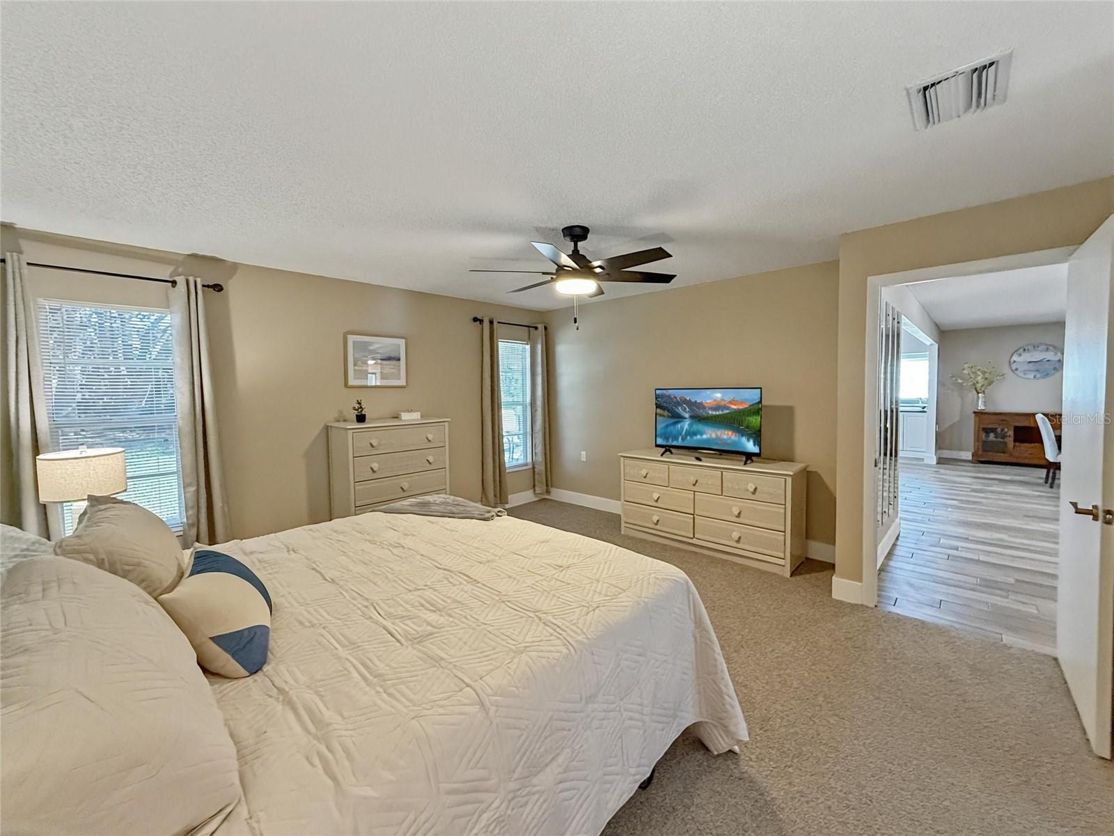2436 DEER TRAIL LN, SPRING HILL, FL — photo 14