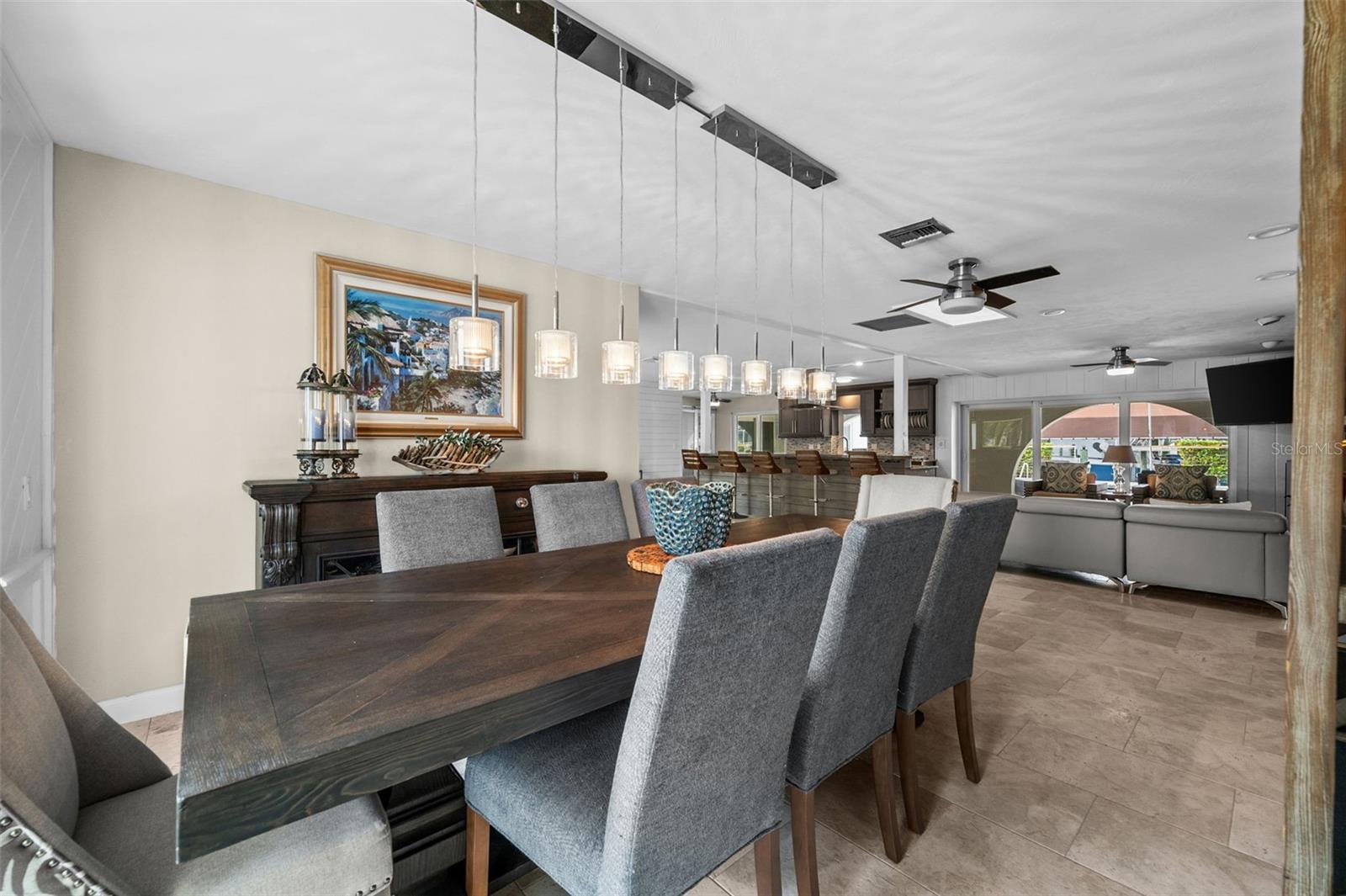 2129 W TOBAGO CIR, FORT MYERS, FL — photo 13