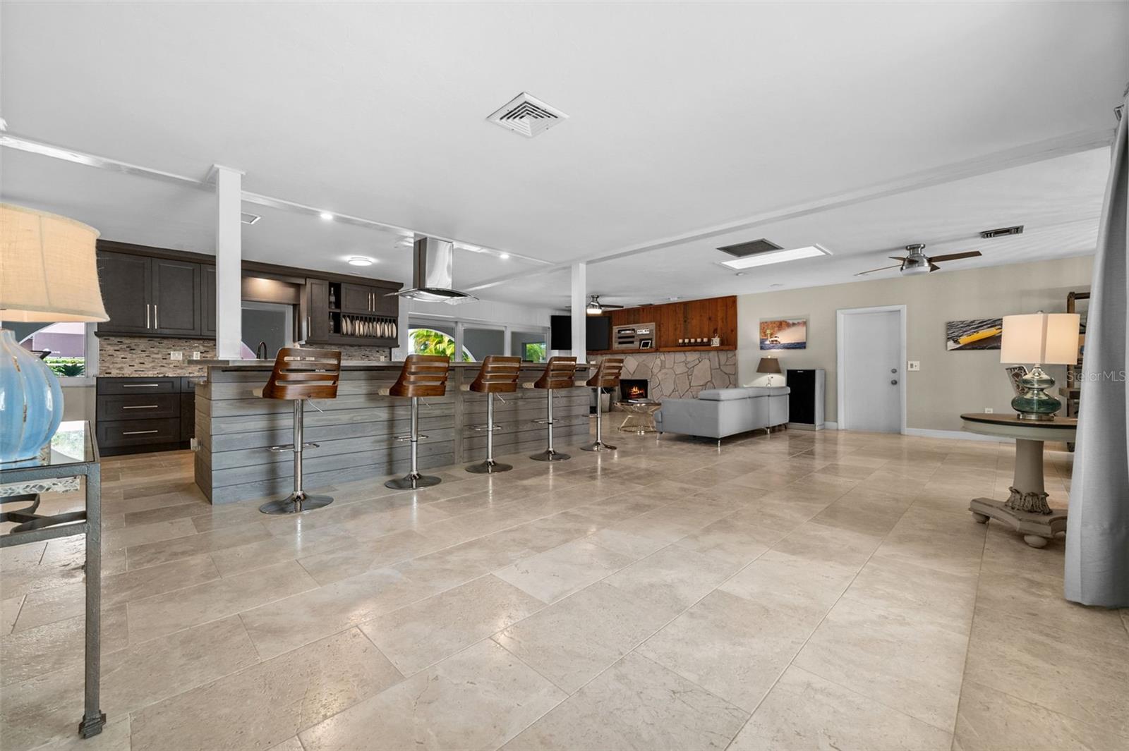 2129 W TOBAGO CIR, FORT MYERS, FL — photo 15