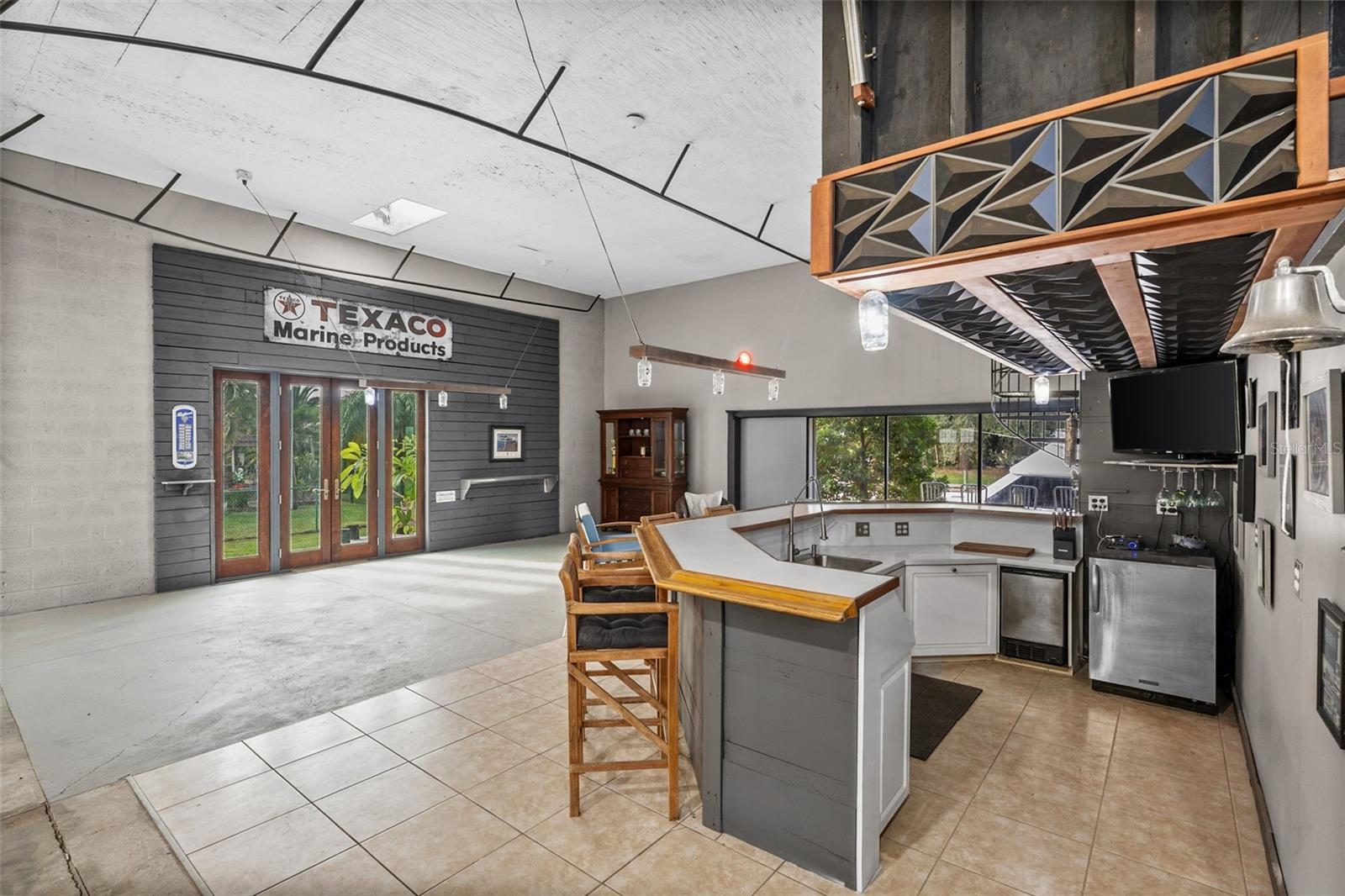 2129 W TOBAGO CIR, FORT MYERS, FL — photo 42