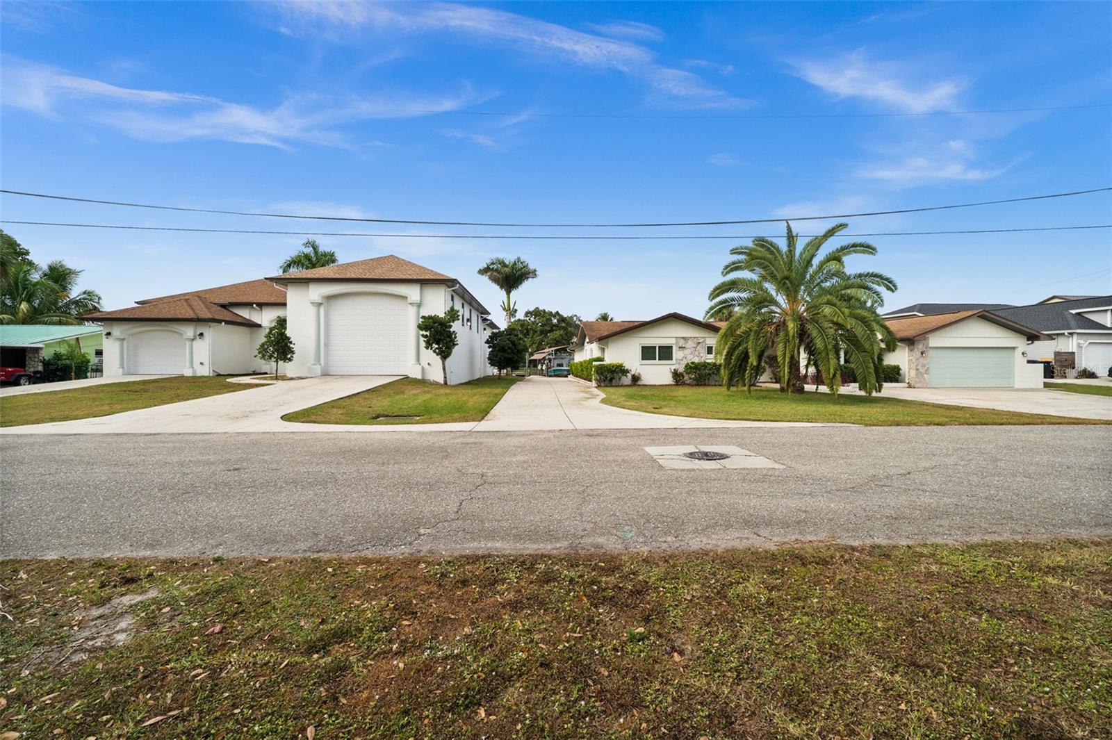2129 W TOBAGO CIR, FORT MYERS, FL — photo 66