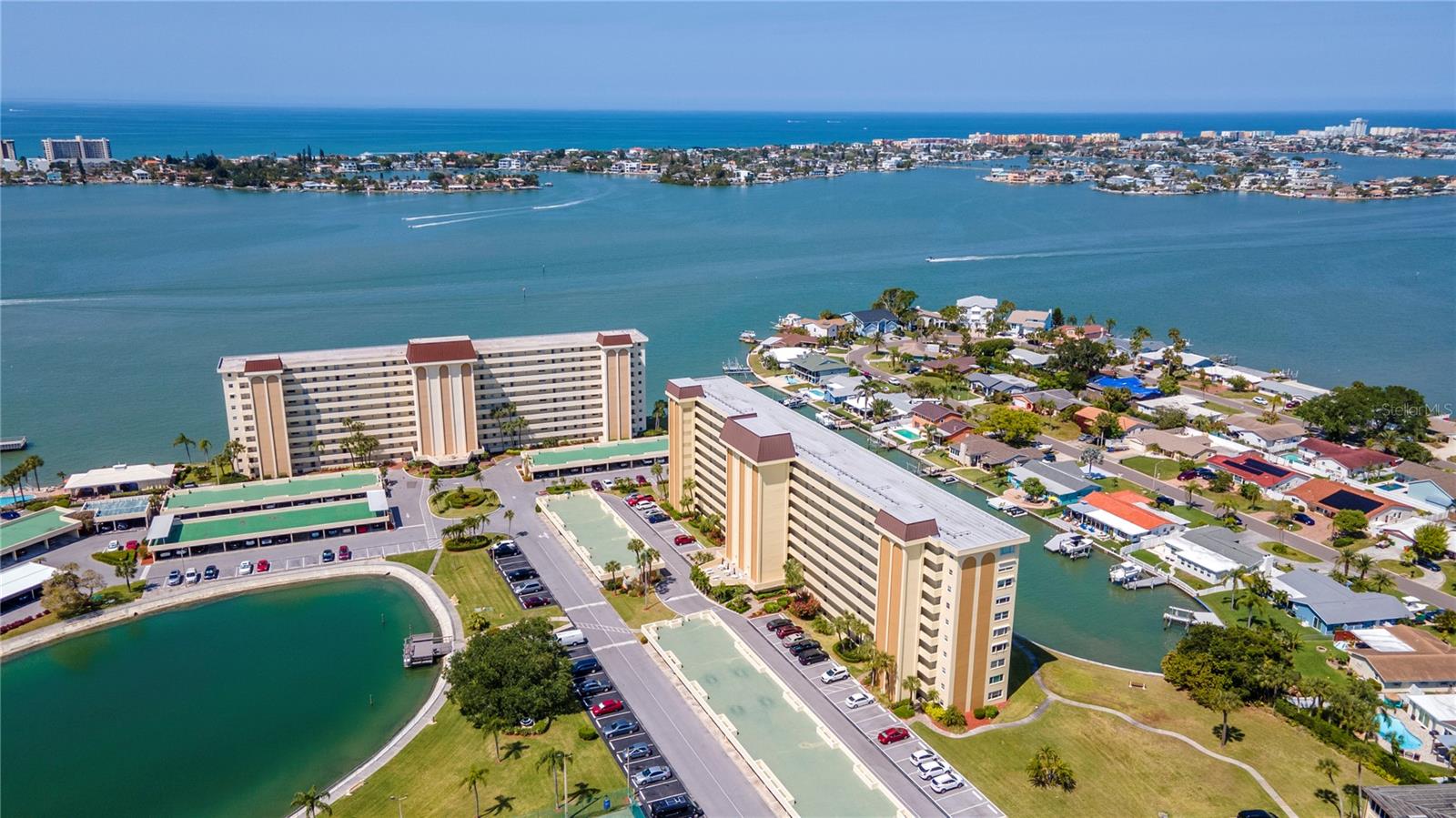 4725 COVE CIR #804, ST PETERSBURG, FL