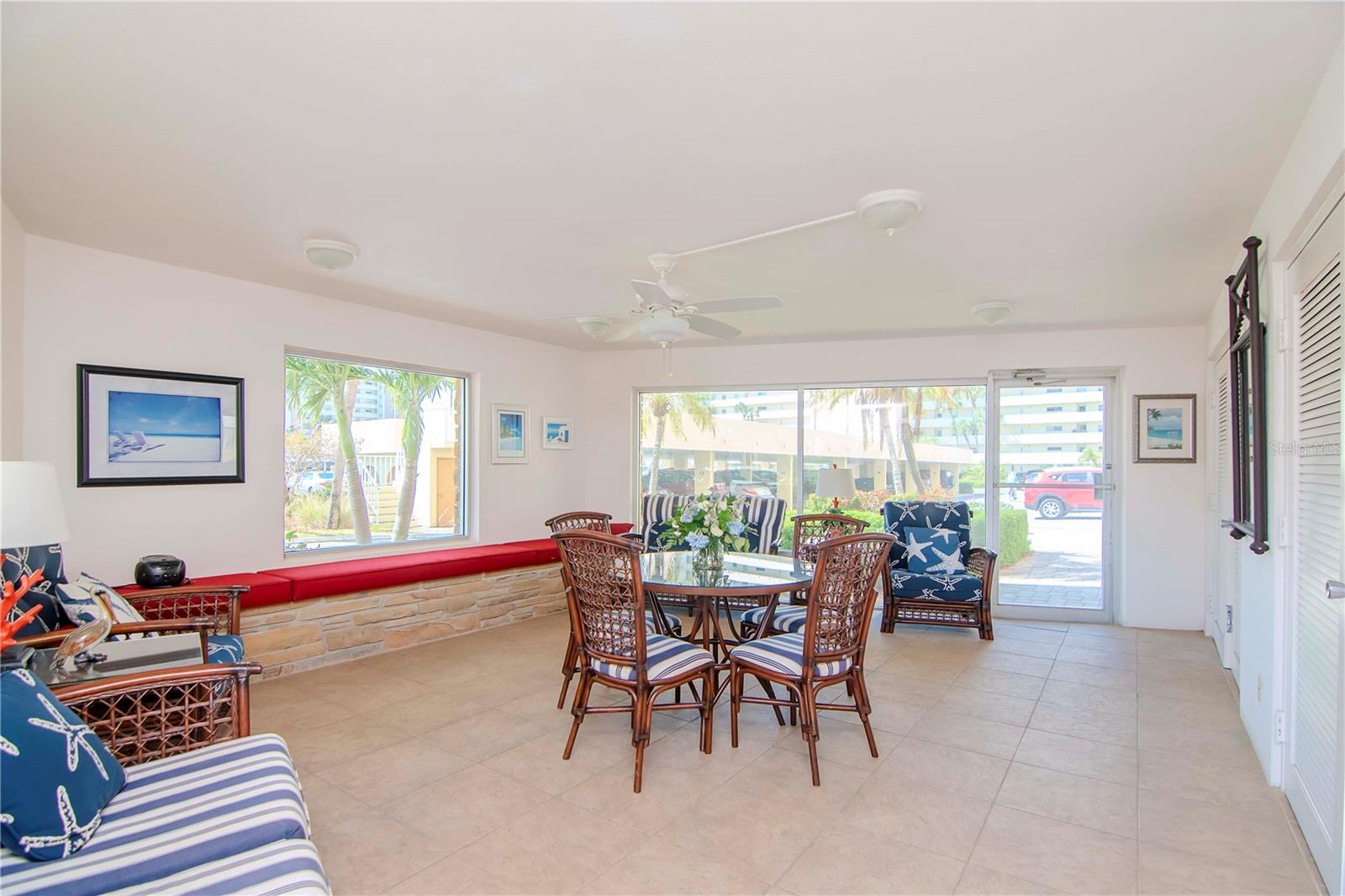 4725 COVE CIR #804, ST PETERSBURG, FL — photo 17