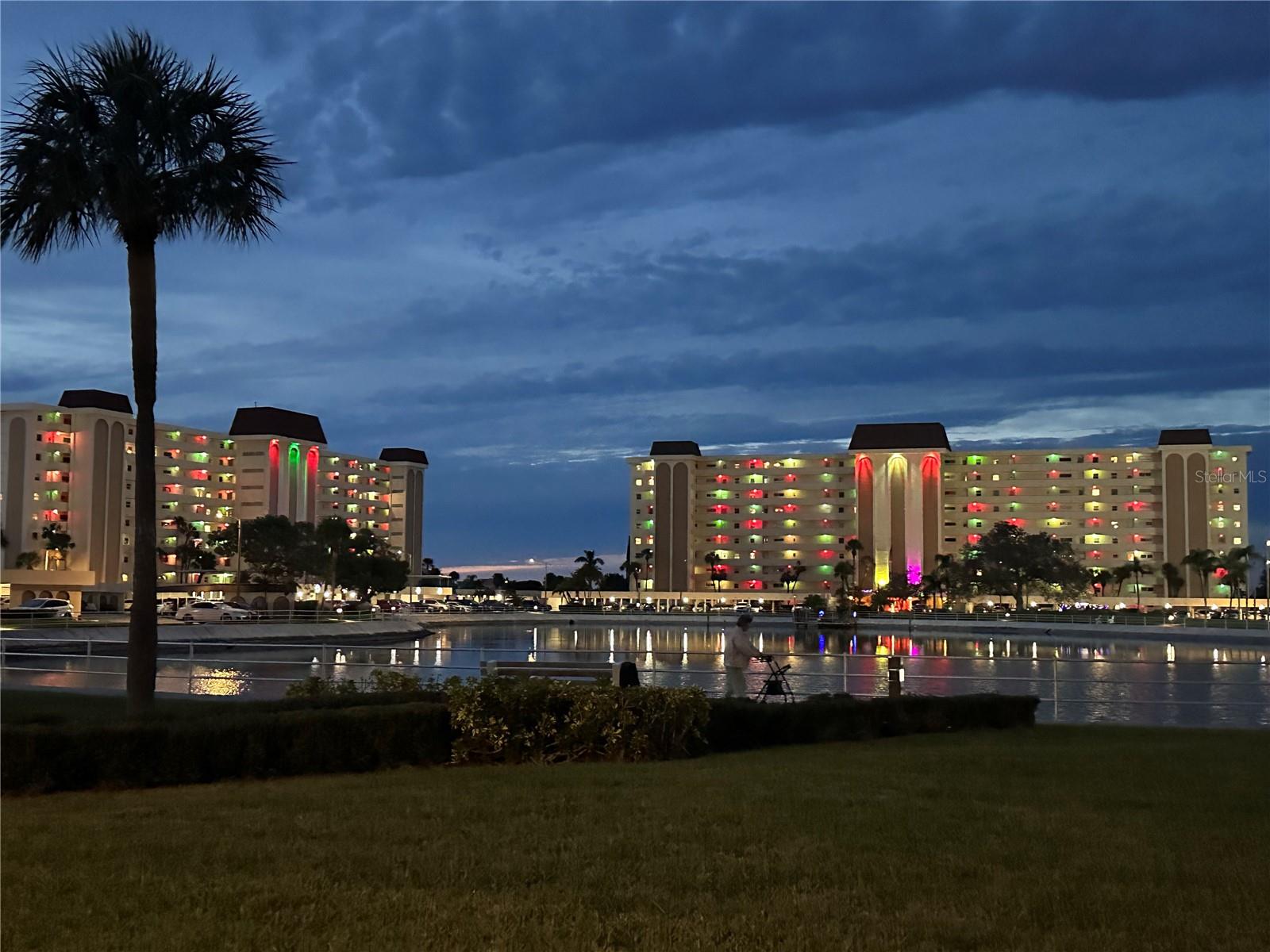 4725 COVE CIR #804, ST PETERSBURG, FL — photo 26
