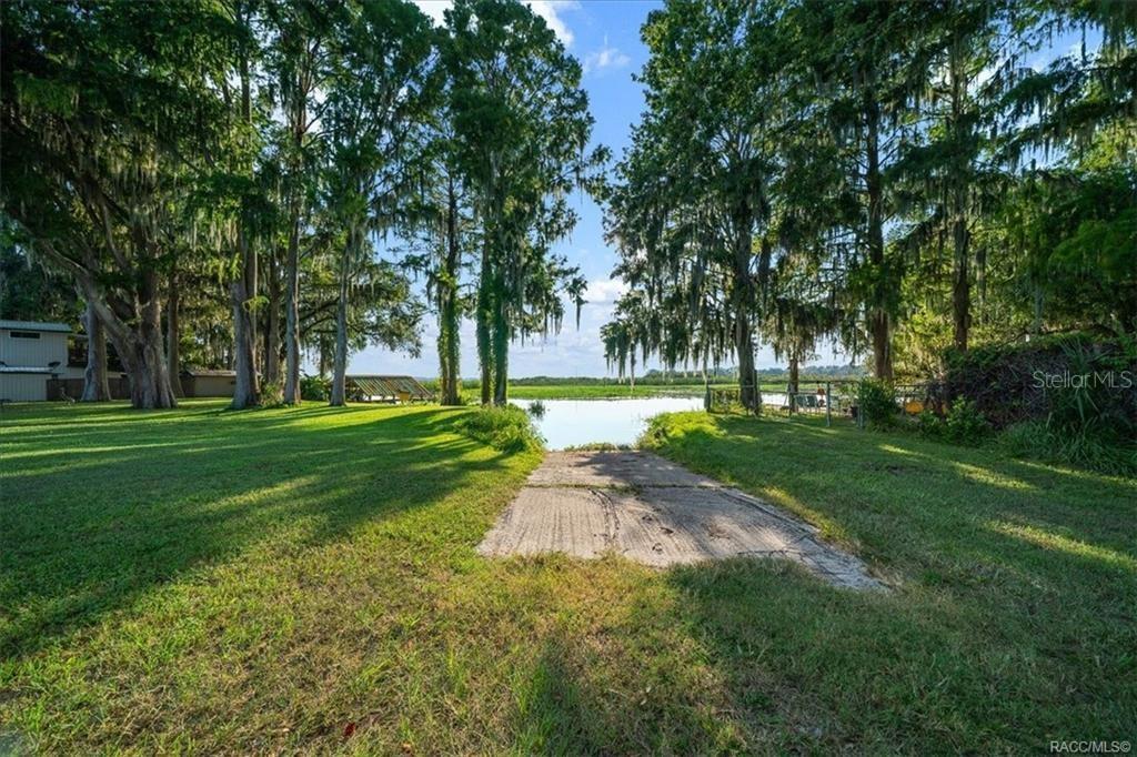 7962 W RIVERBEND RD, CRYSTAL RIVER, FL — photo 49