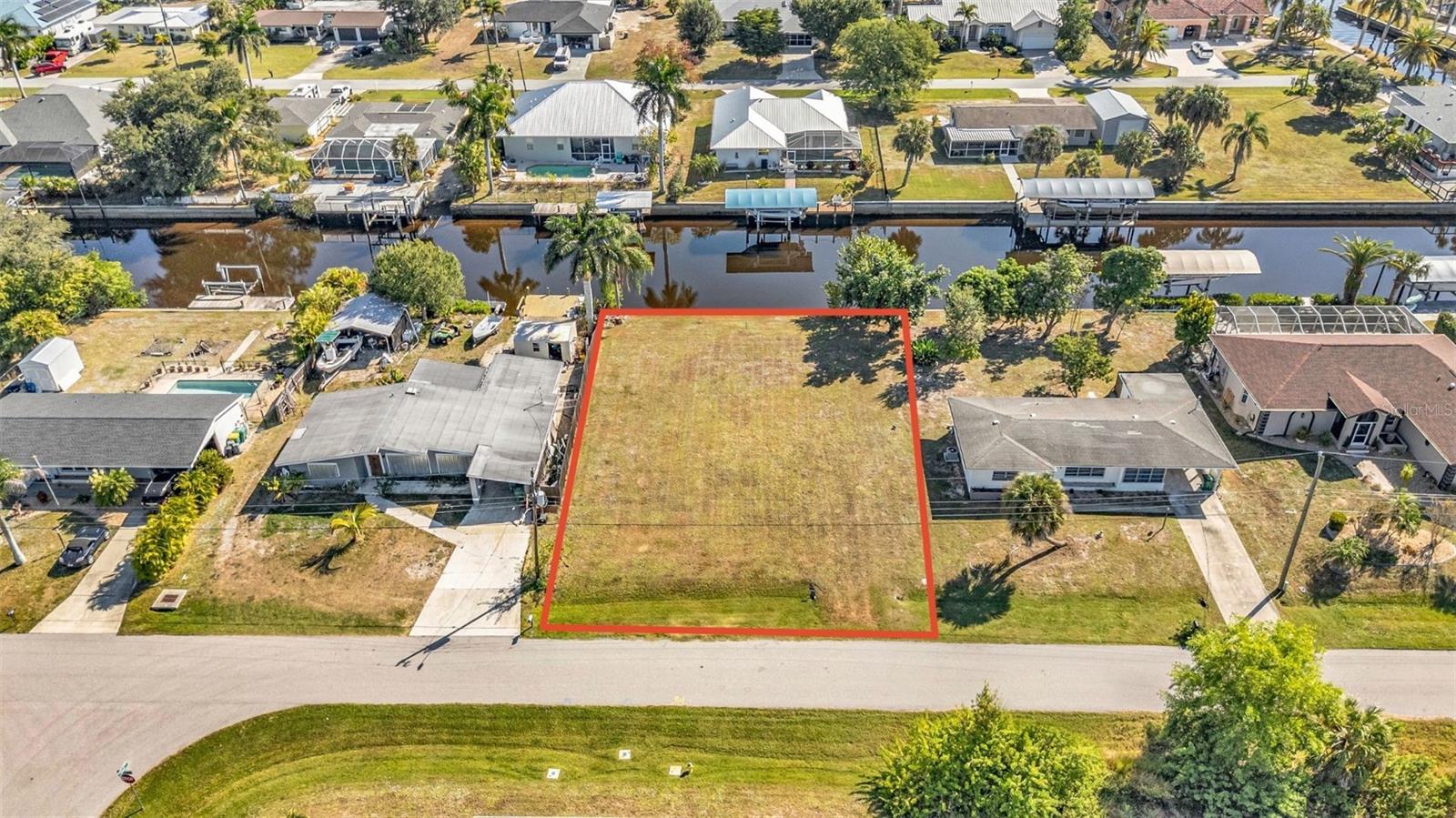 3334 DOVER DR, PUNTA GORDA, FL — photo 2