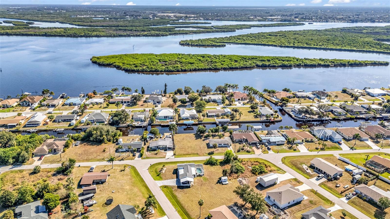 3334 DOVER DR, PUNTA GORDA, FL — photo 6