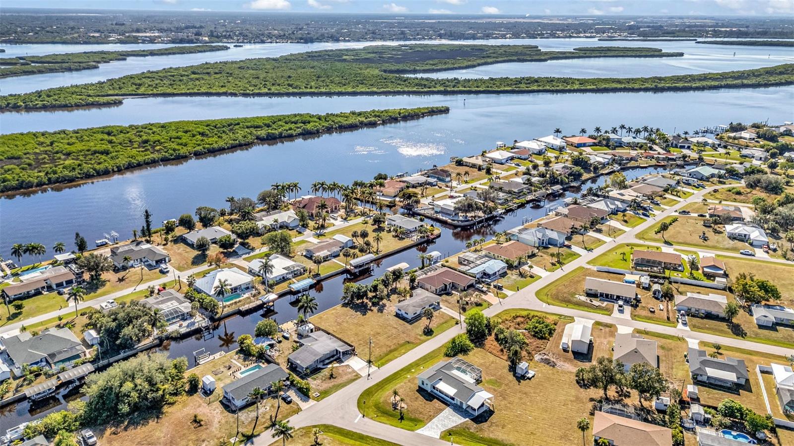 3334 DOVER DR, PUNTA GORDA, FL — photo 8