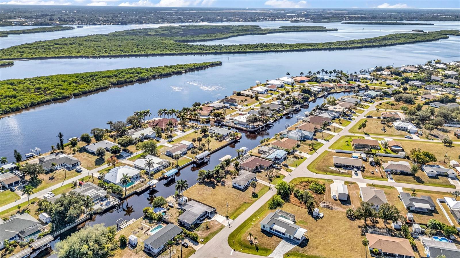 3334 DOVER DR, PUNTA GORDA, FL — photo 9