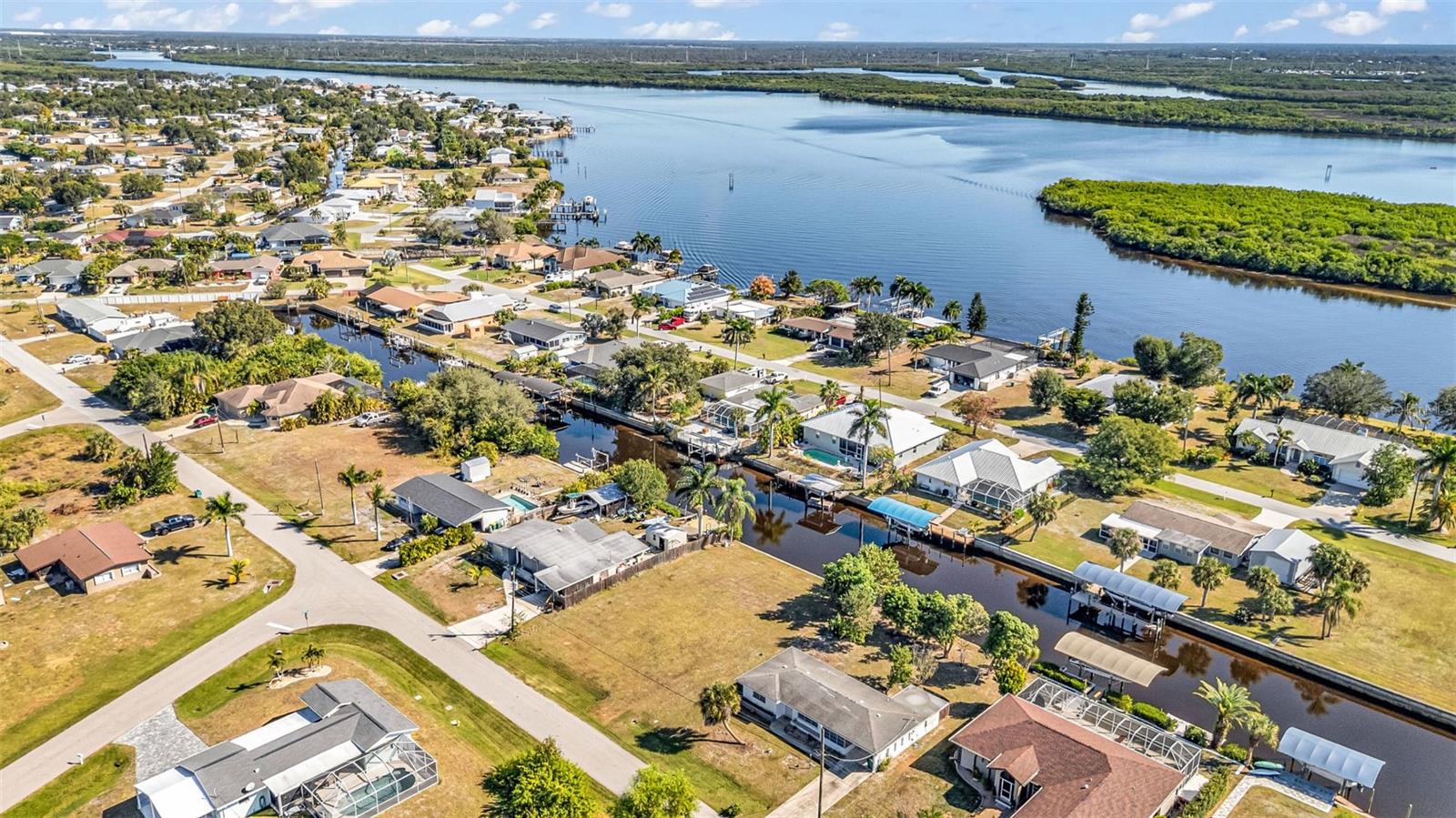 3334 DOVER DR, PUNTA GORDA, FL — photo 23