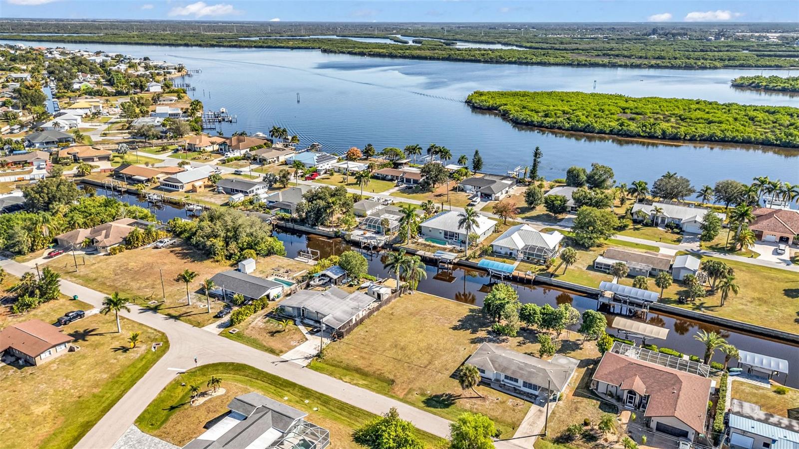 3334 DOVER DR, PUNTA GORDA, FL — photo 24