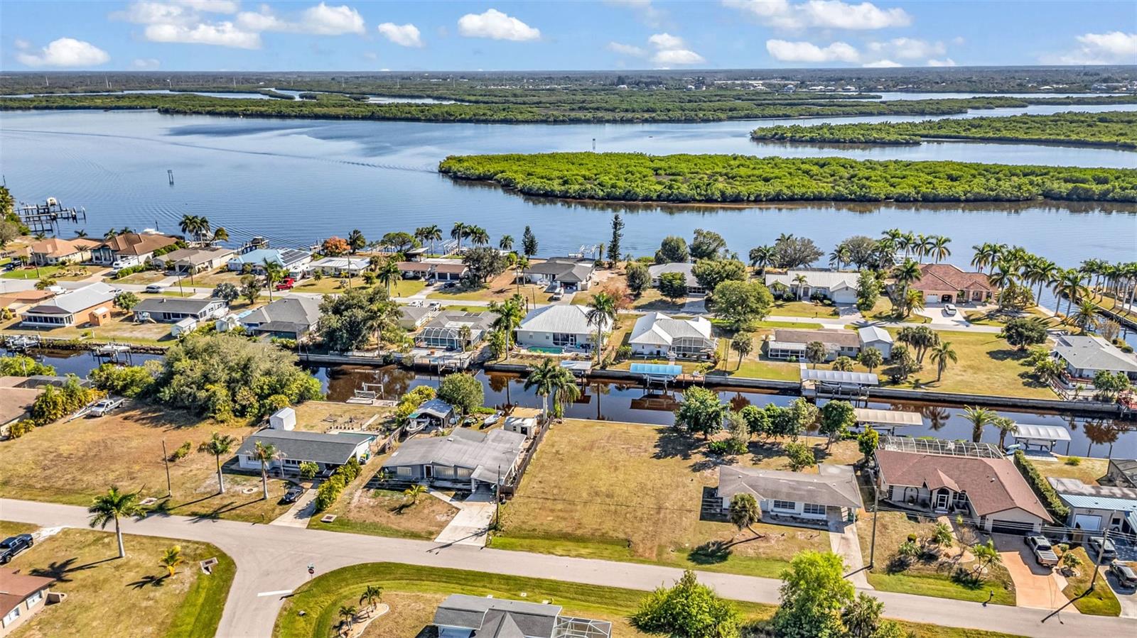 3334 DOVER DR, PUNTA GORDA, FL — photo 26