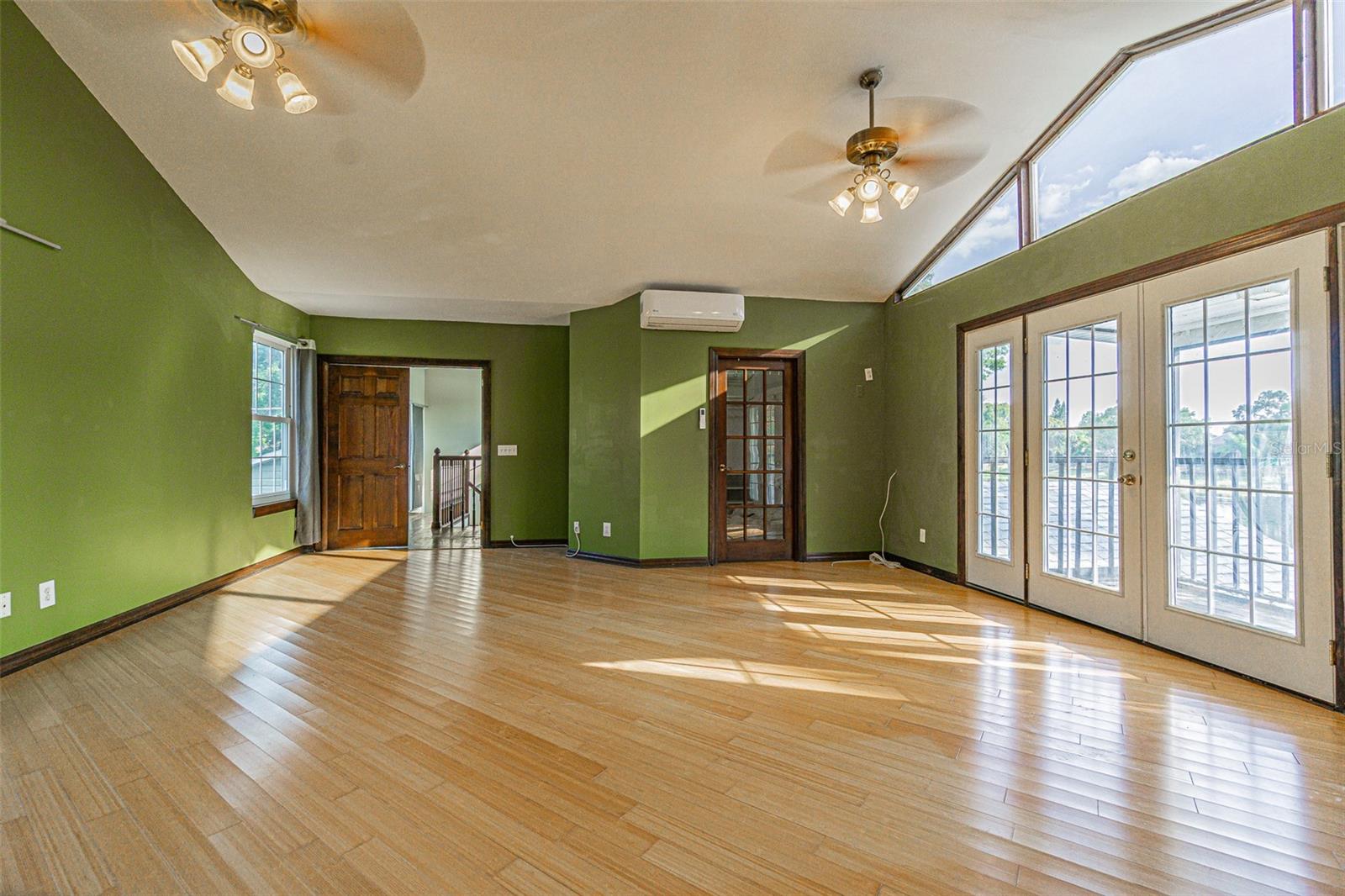 12510 FOREST HILLS DR, TAMPA, FL — photo 16