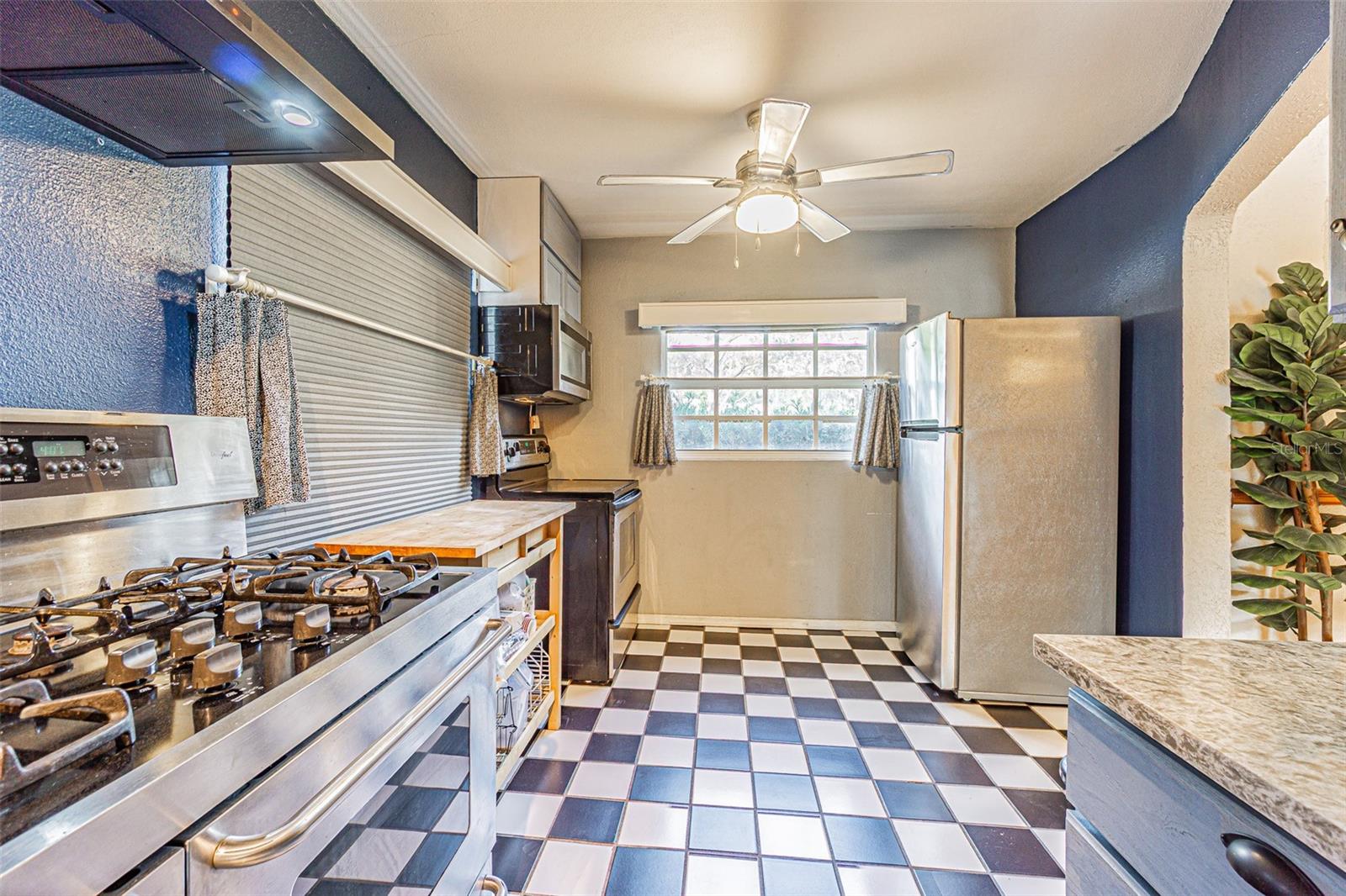 12510 FOREST HILLS DR, TAMPA, FL — photo 20