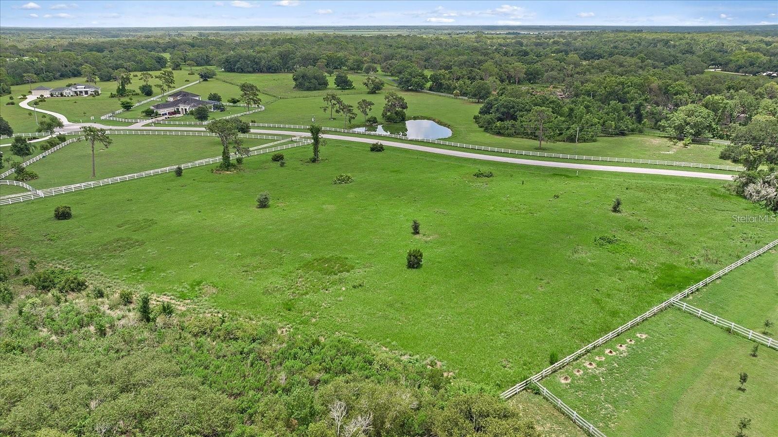 15945 PAINTED POST LN, SARASOTA, FL — photo 3