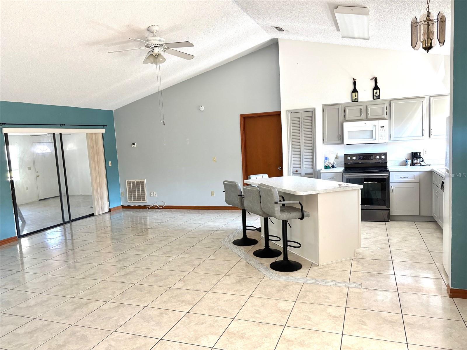 1406 CORONET DR, DELTONA, FL — photo 2