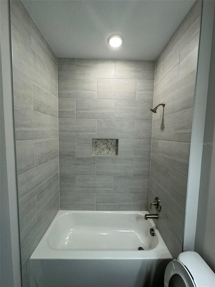 1013 FOOTE ST, EUSTIS, FL — photo 11