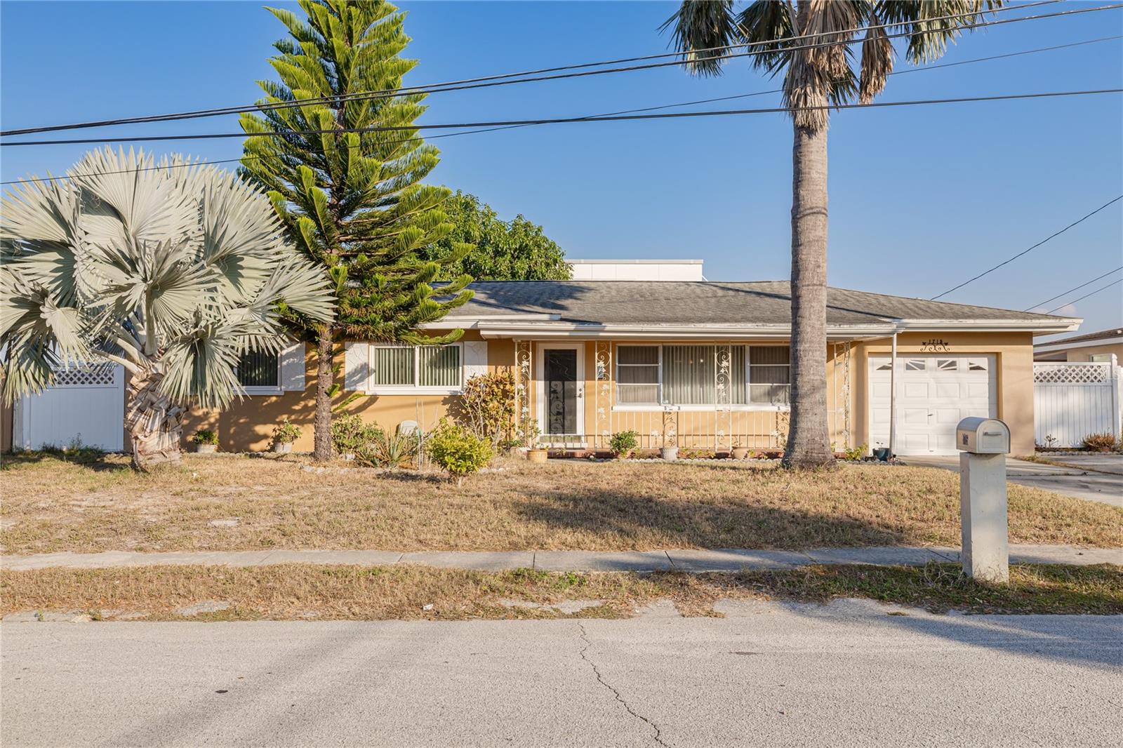 1715 S JEFFERSON AVE, LARGO, FL — photo 2