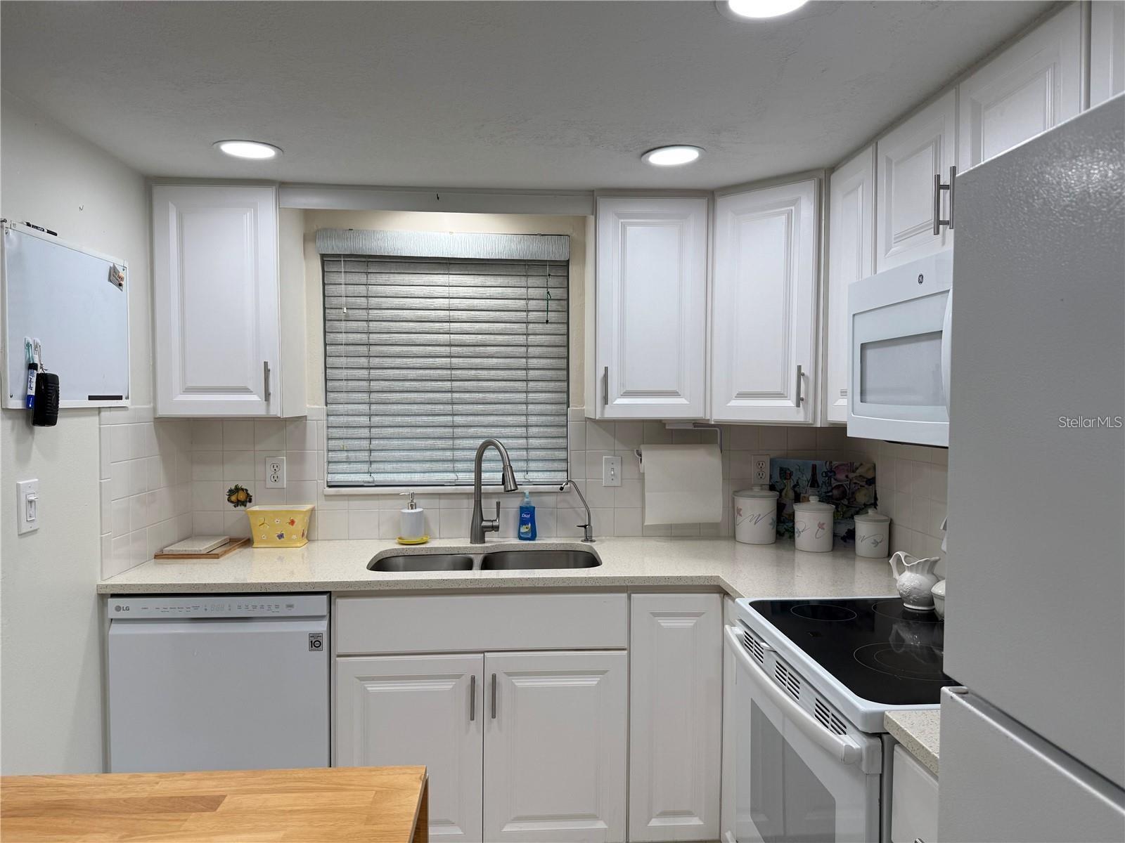 1100 E BAY DR #95, LARGO, FL — photo 5