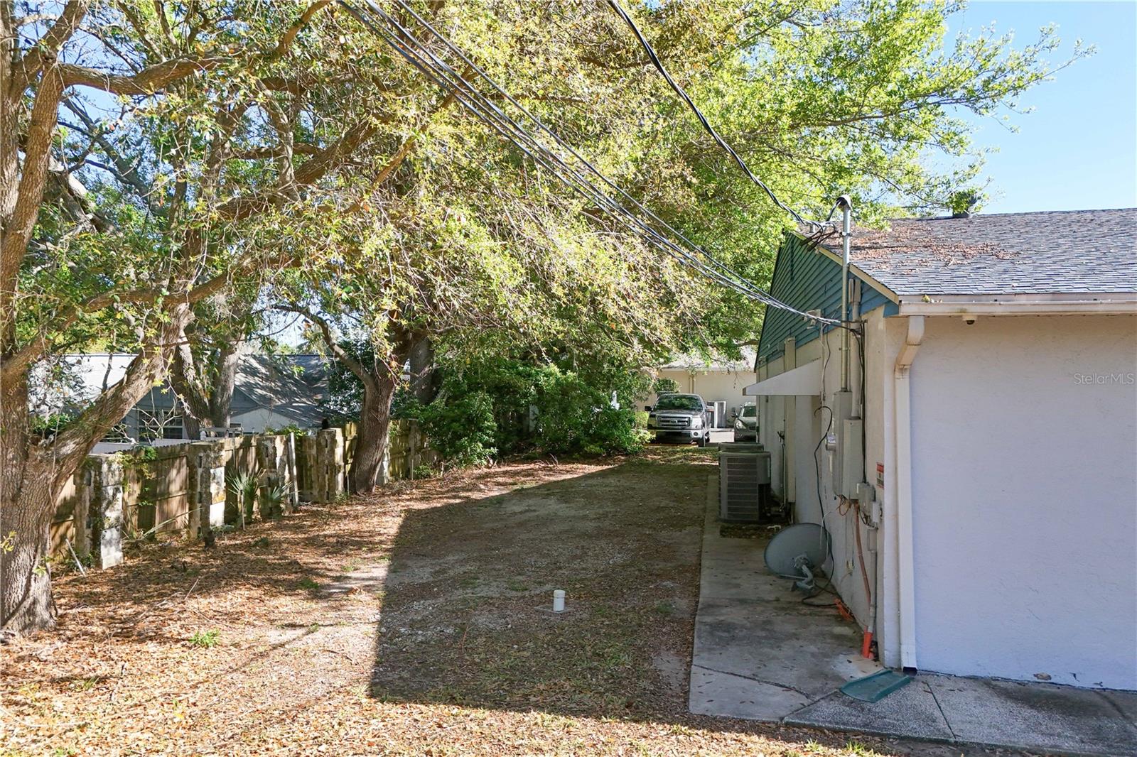 205 E BURLEIGH BLVD, TAVARES, FL — photo 41