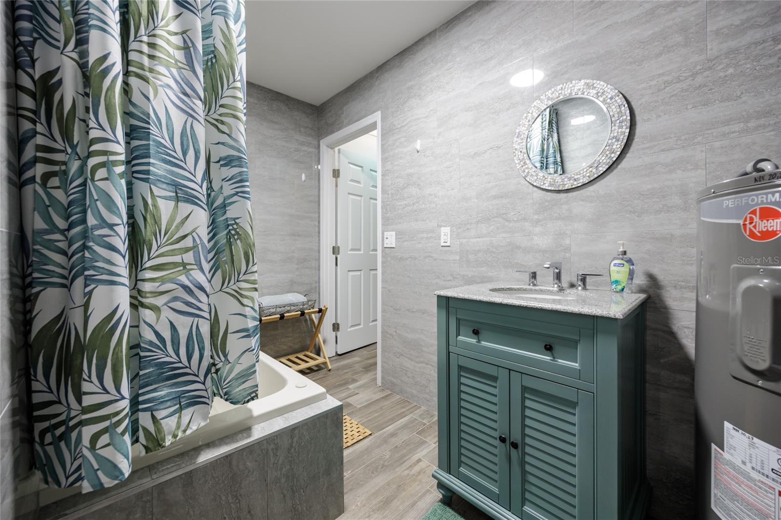 7 NEPTUNE PARK DR., ORMOND BEACH, FL — photo 57