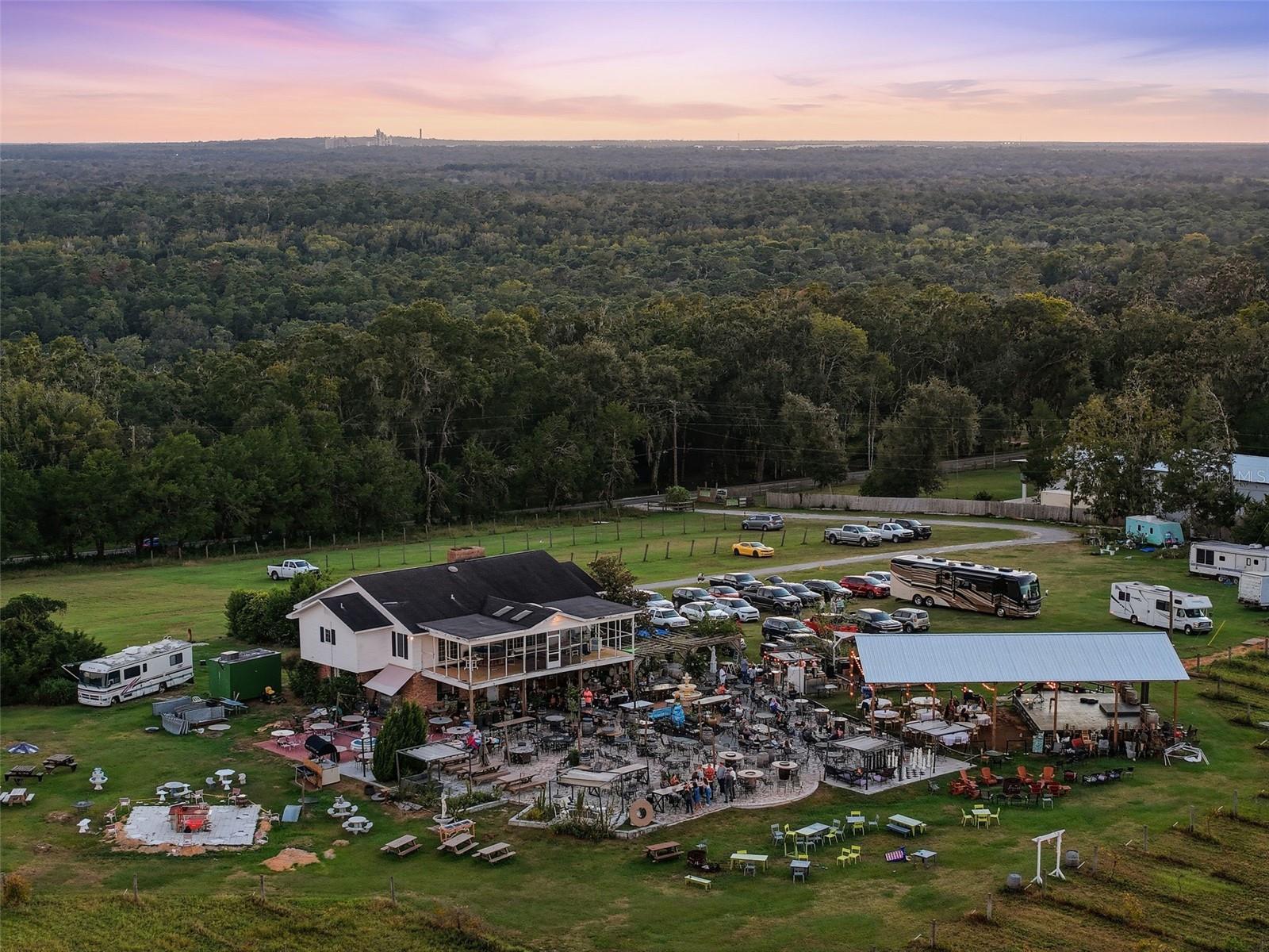 21509 SNOW HILL RD, BROOKSVILLE, FL